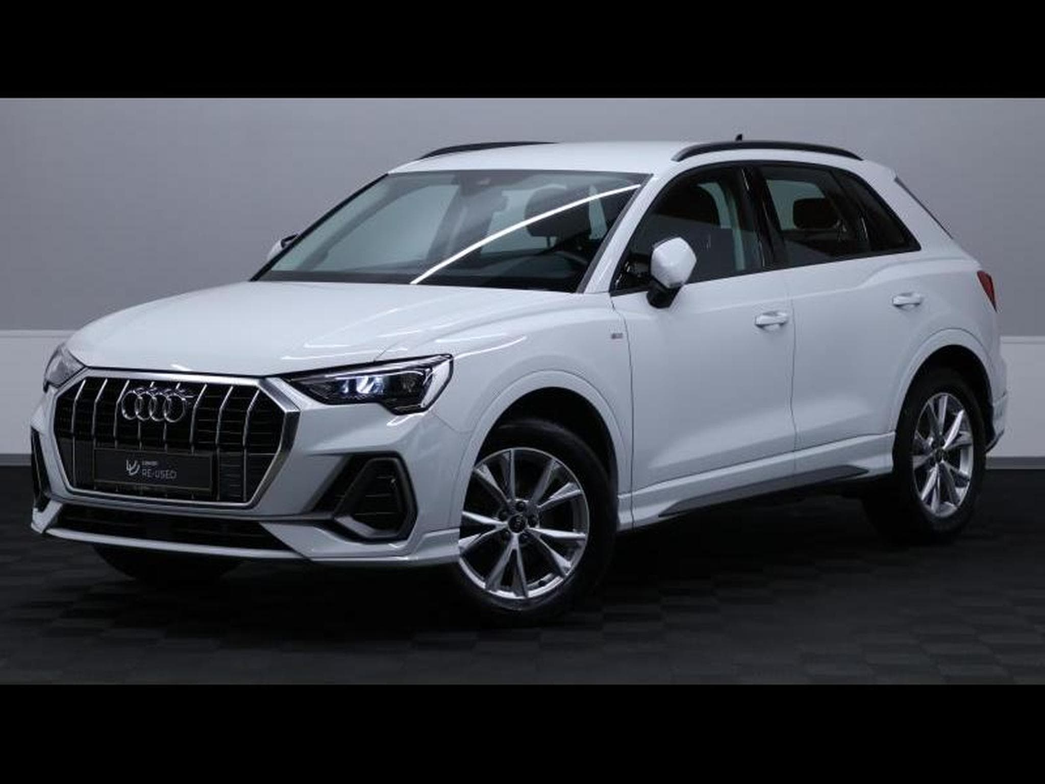 Audi Q3 35TFSI S-Line boite manuelle (2022) - Foto 1