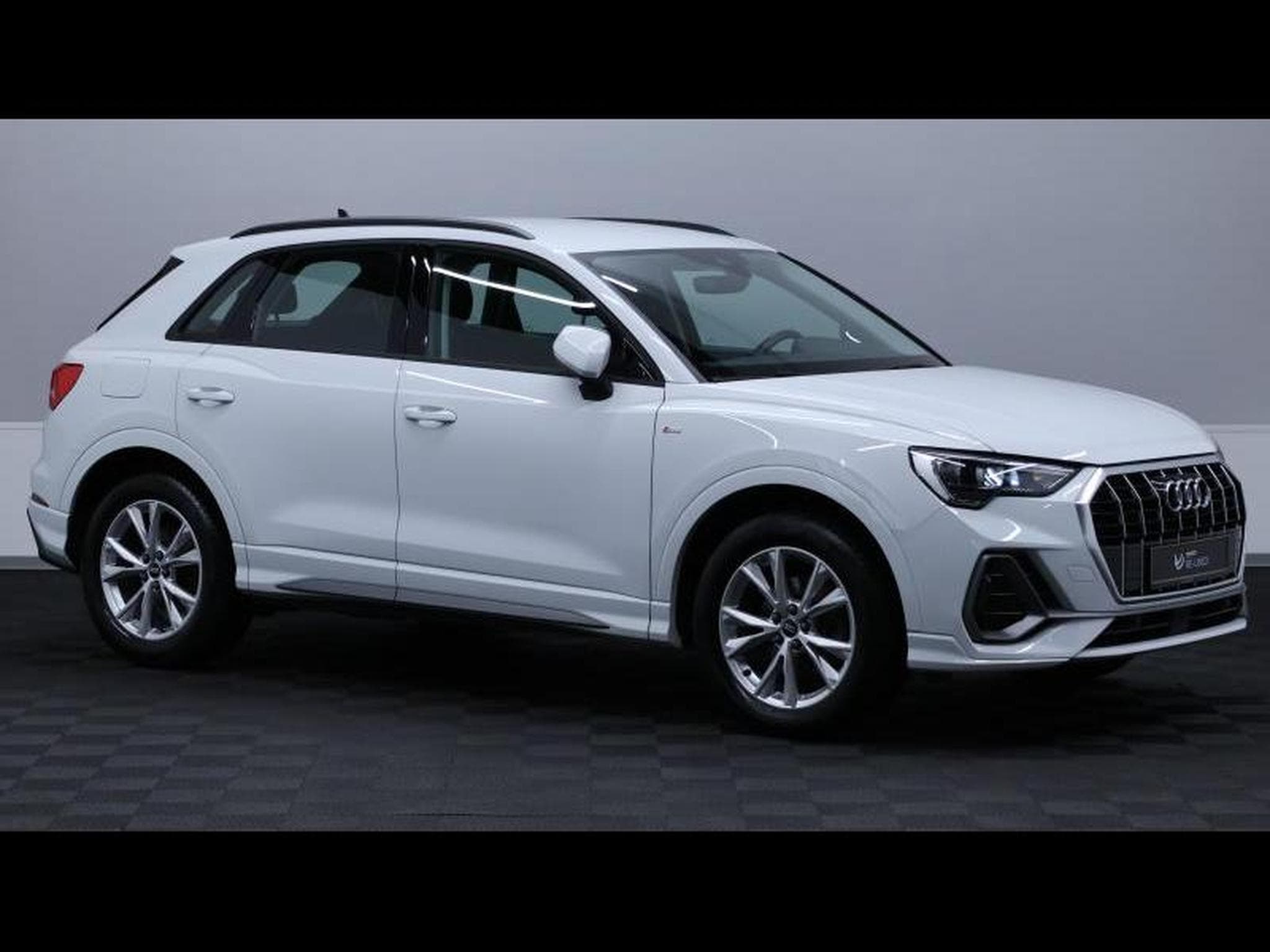 Audi Q3 35TFSI S-Line boite manuelle (2022) - Foto 3