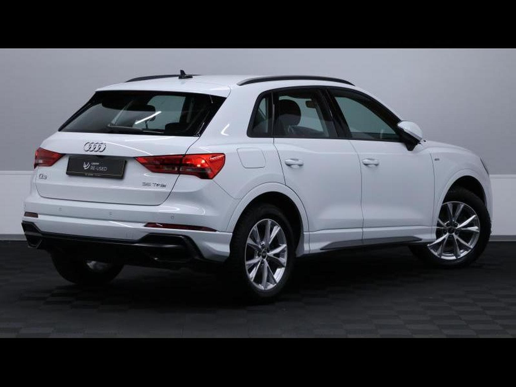 Audi Q3 35TFSI S-Line boite manuelle (2022) - Foto 5