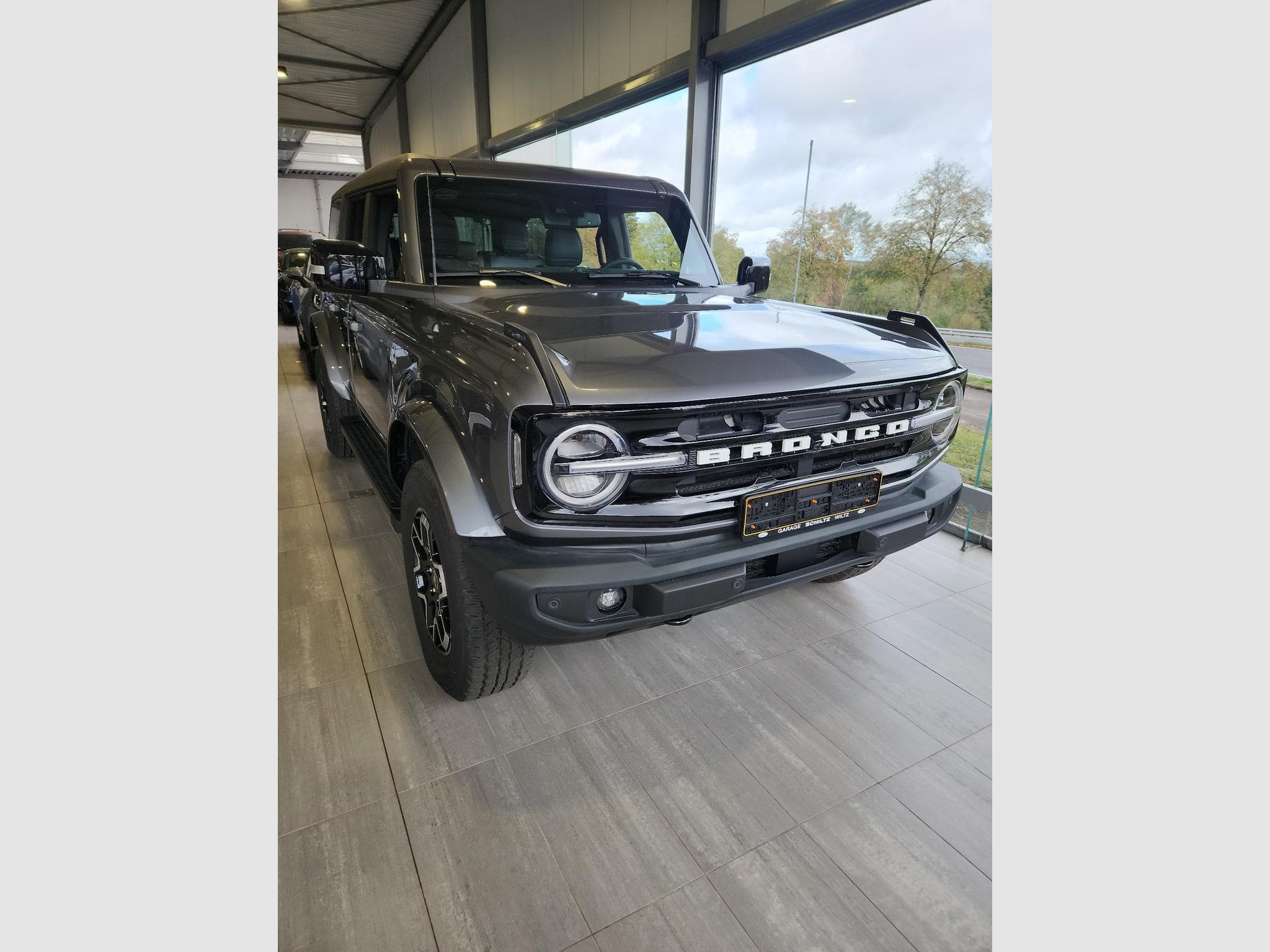 Ford Bronco 2.7i EcoBoost V6 OUTER BANKS (2026) - Foto 2