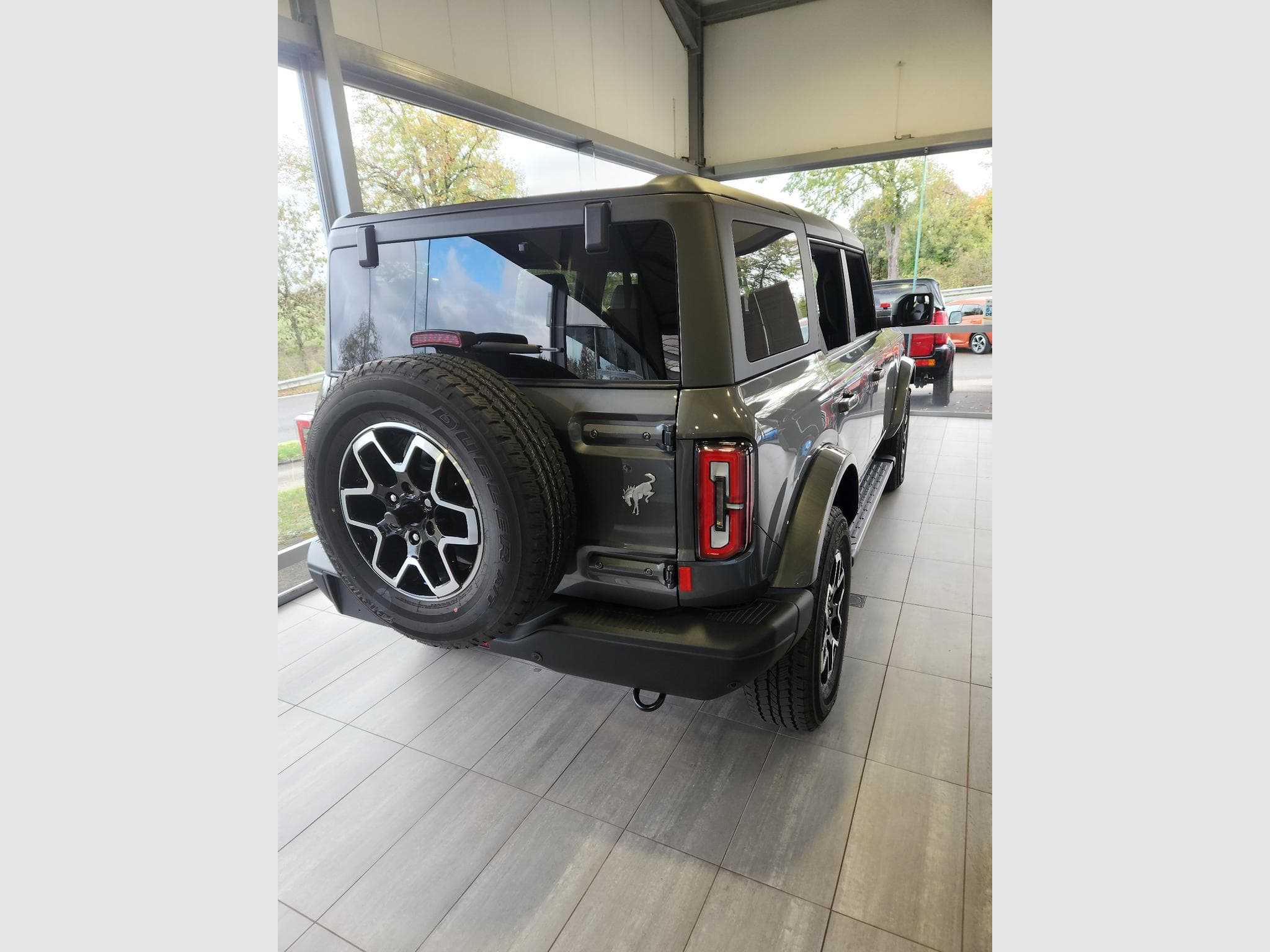 Ford Bronco 2.7i EcoBoost V6 OUTER BANKS (2026) - Foto 3