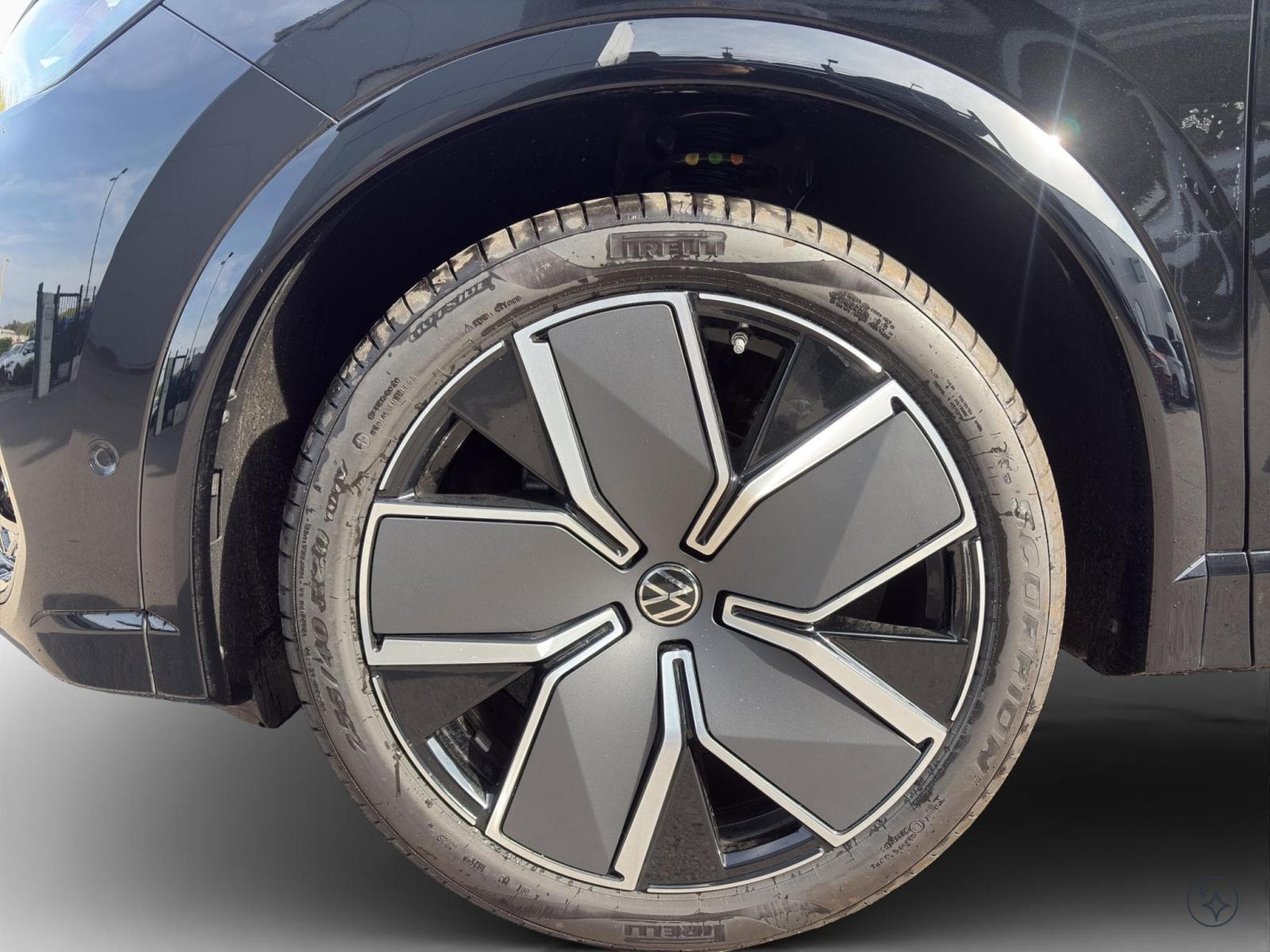 VW Tiguan R-Line (2026) - Photo 10
