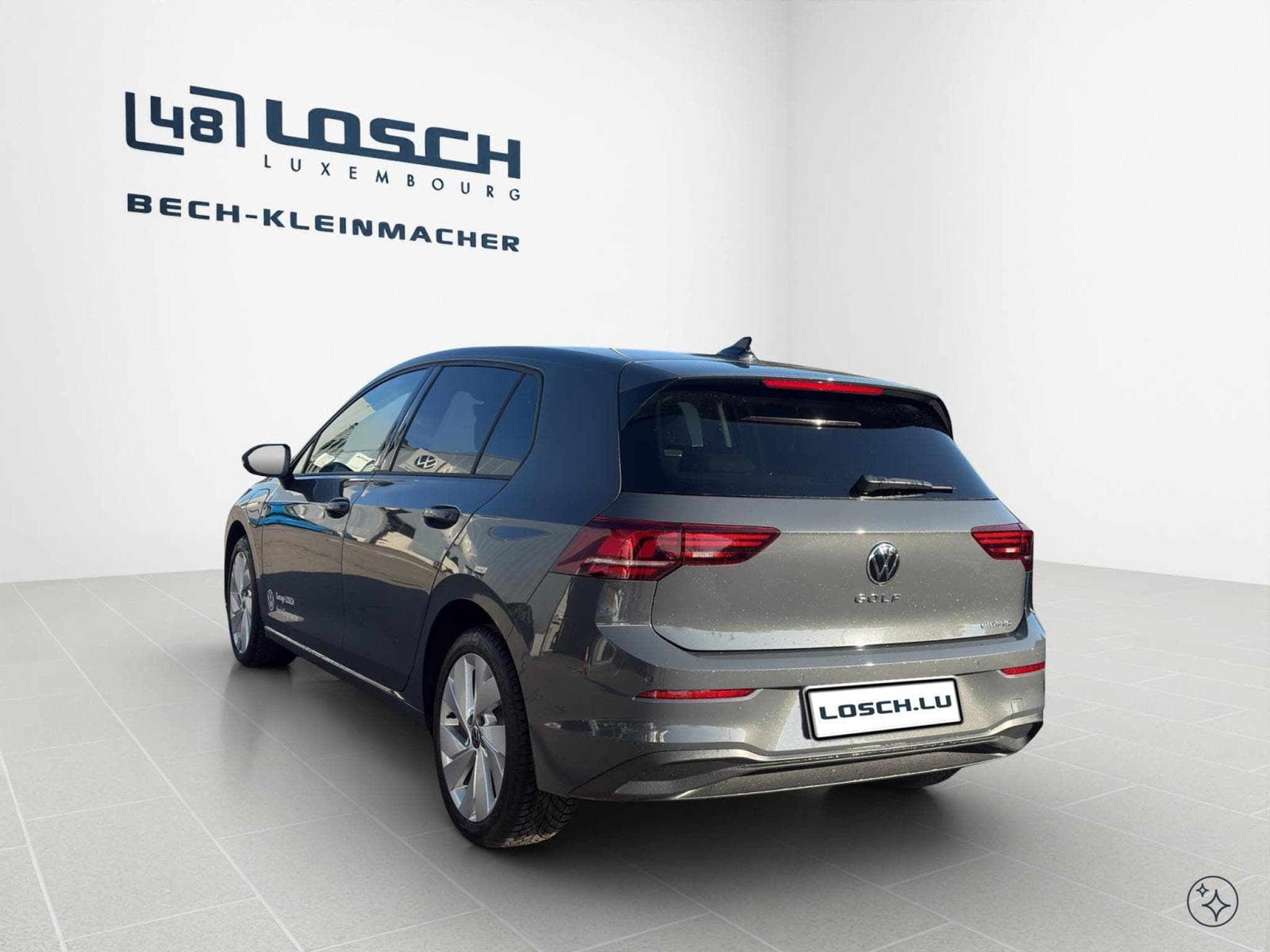 VW Golf Life Hybrid (2026) - Photo 5