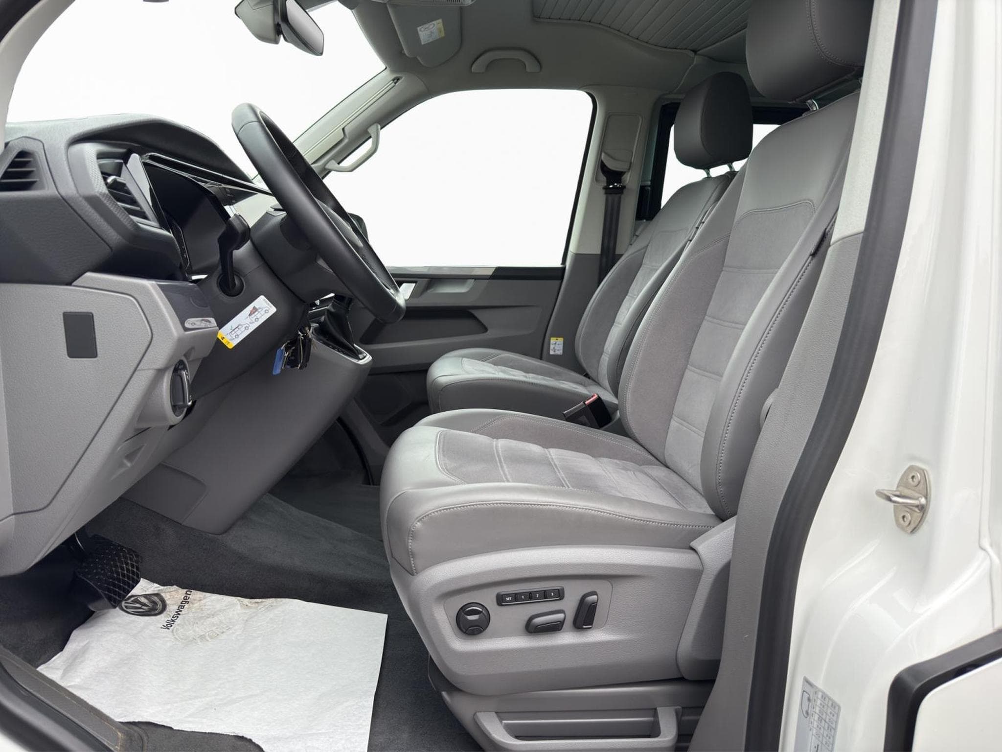 VW Transporter Ocean Edition (2023) - Foto 8
