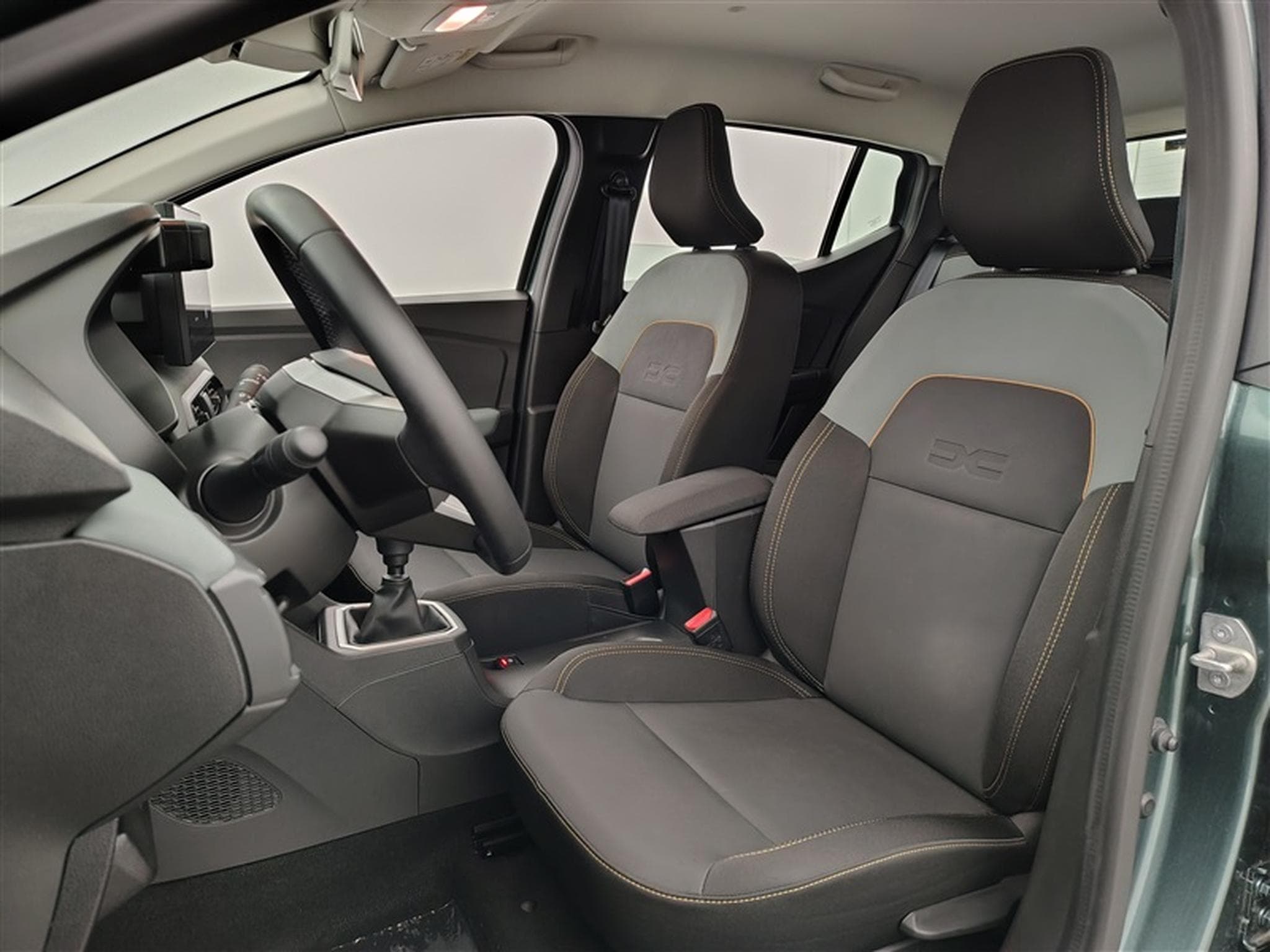 Dacia Sandero Stepway 1.0 TCe Extreme (2026) - Photo 7