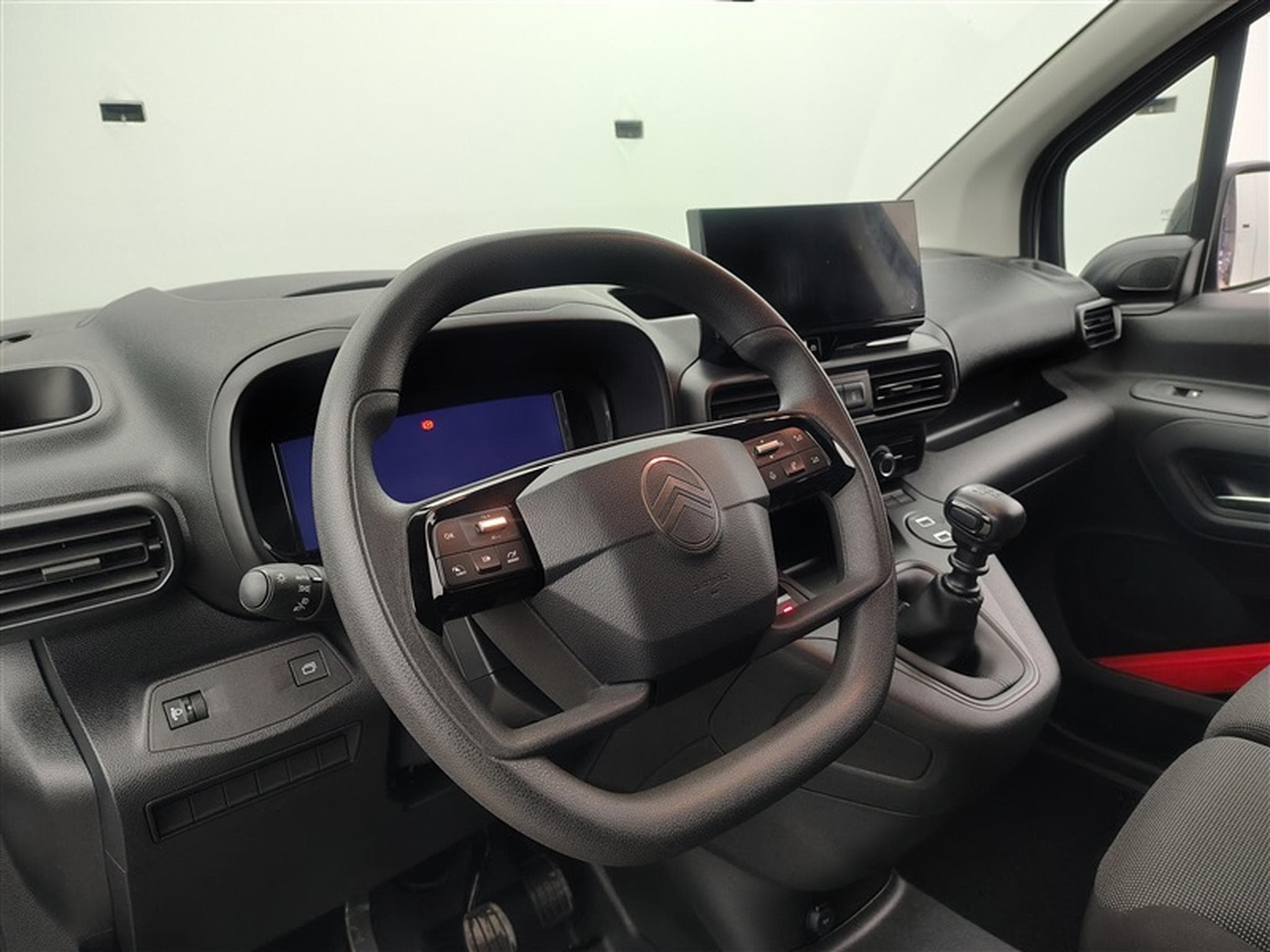 Citroen Berlingo 1.5 BlueHDi 100cv XL CLIM / BLUETOOTH (2025) - Photo 8