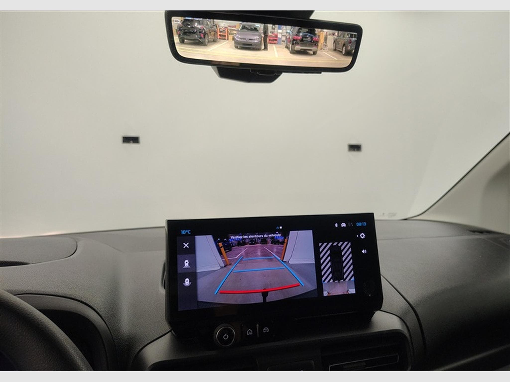 Citroen Berlingo 1.5 BlueHDi 100cv XL CLIM / BLUETOOTH (2025) - Photo 17
