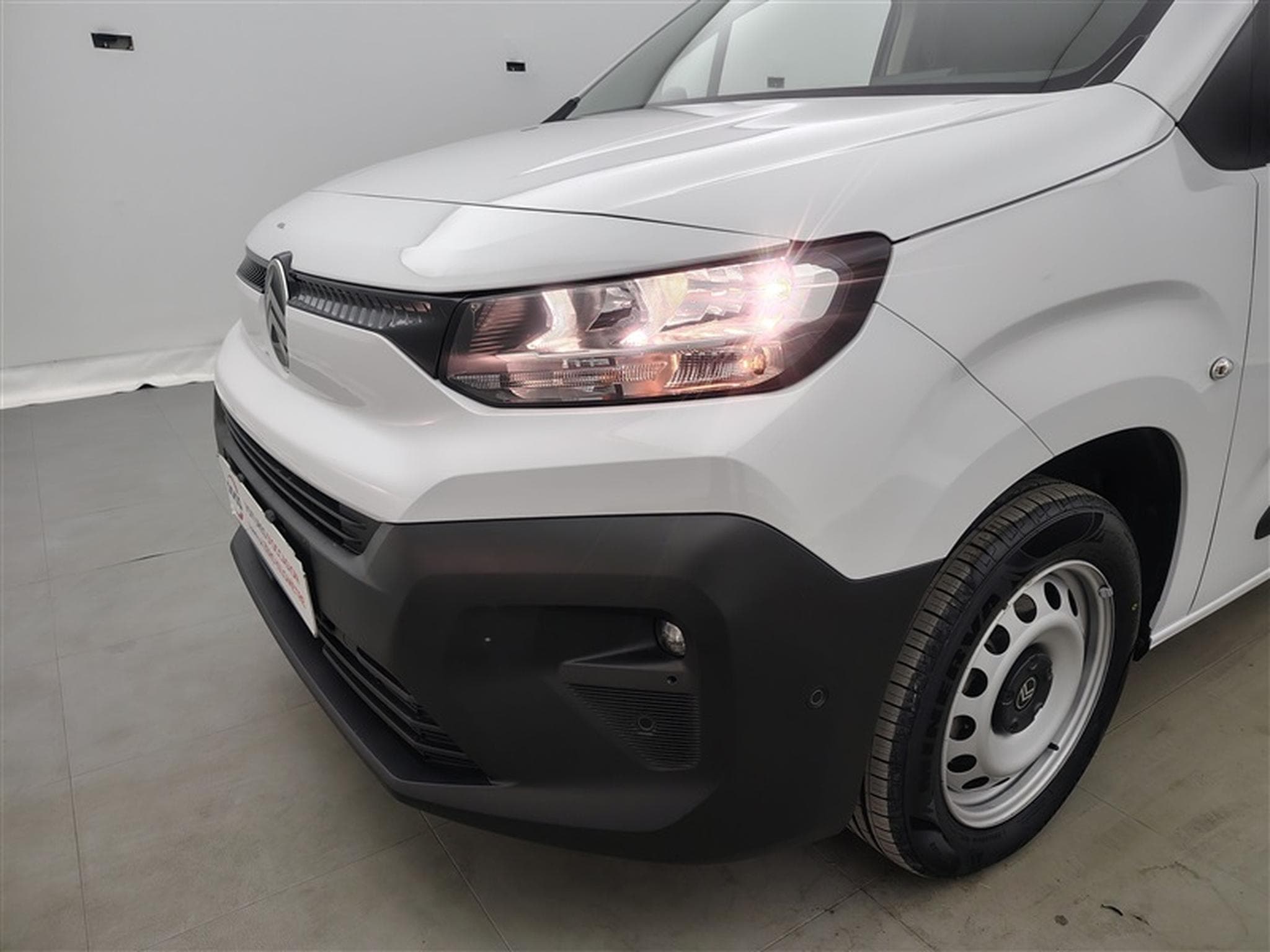 Citroen Berlingo 1.5 BlueHDi 100cv XL CLIM / BLUETOOTH (2025) - Photo 15