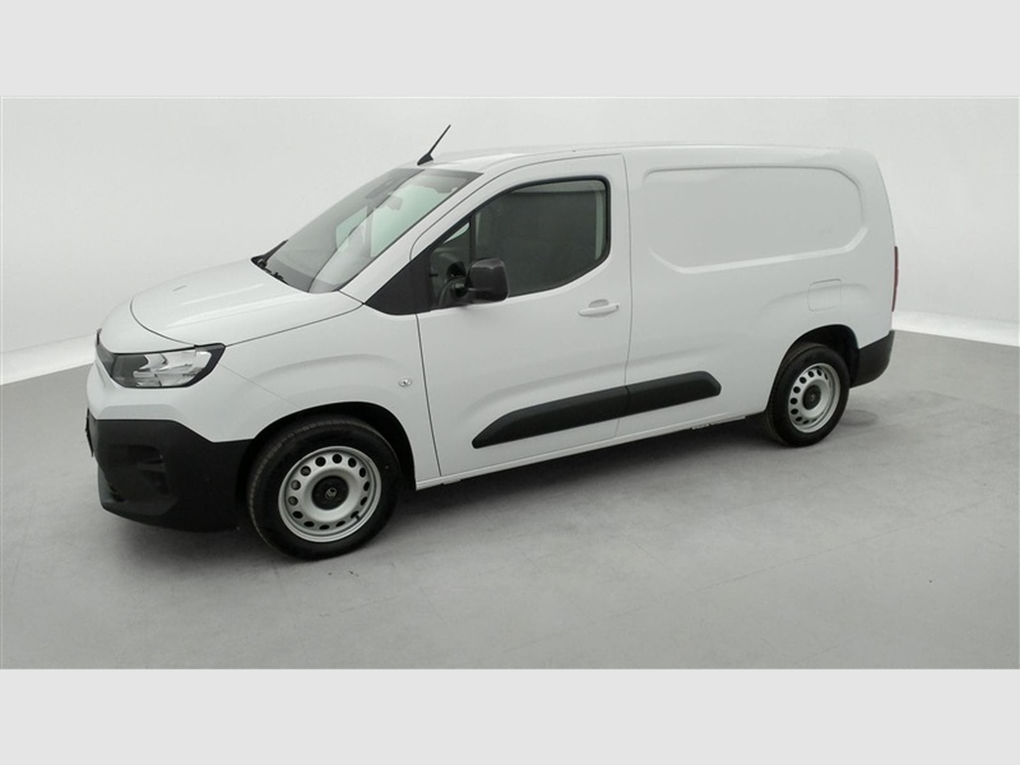 Citroen Berlingo 1.5 BlueHDi 100cv XL CLIM / BLUETOOTH (2025) - Photo 21