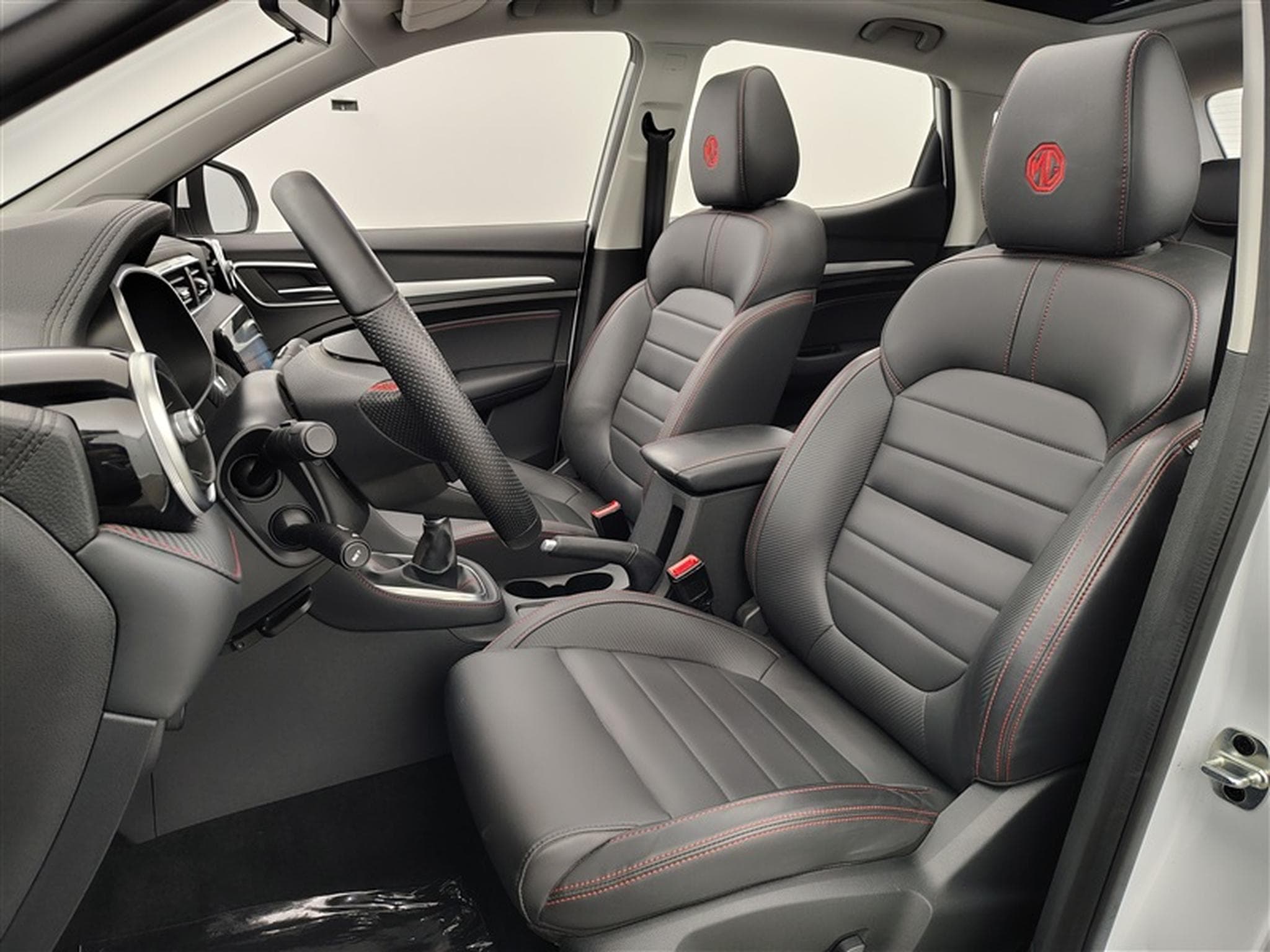 MG ZS Luxury *CAMERA 360/CARPLAY/CRUISE/CLIM* (2024) - Photo 7