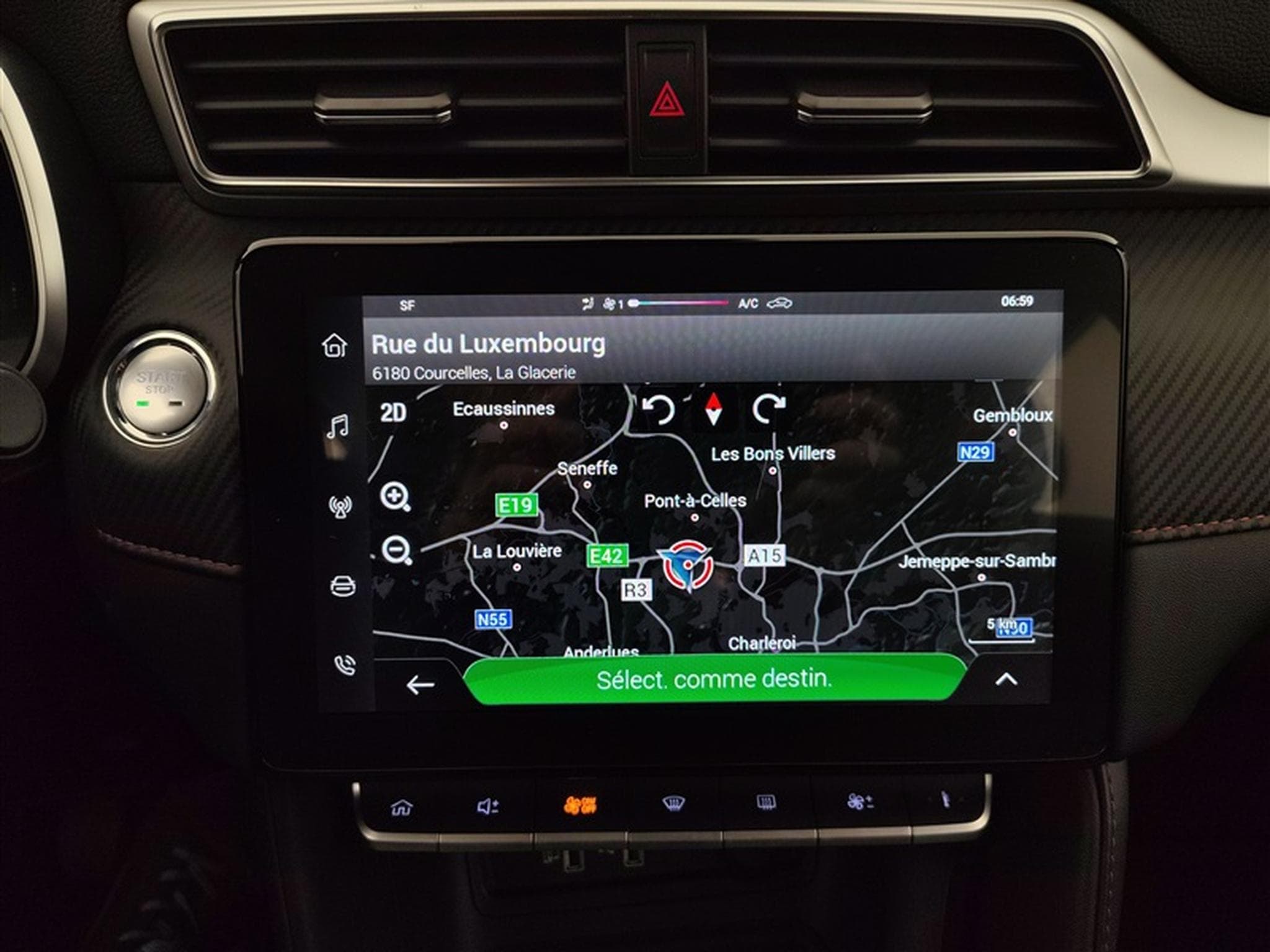 MG ZS Luxury *CAMERA 360/CARPLAY/CRUISE/CLIM* (2024) - Photo 11