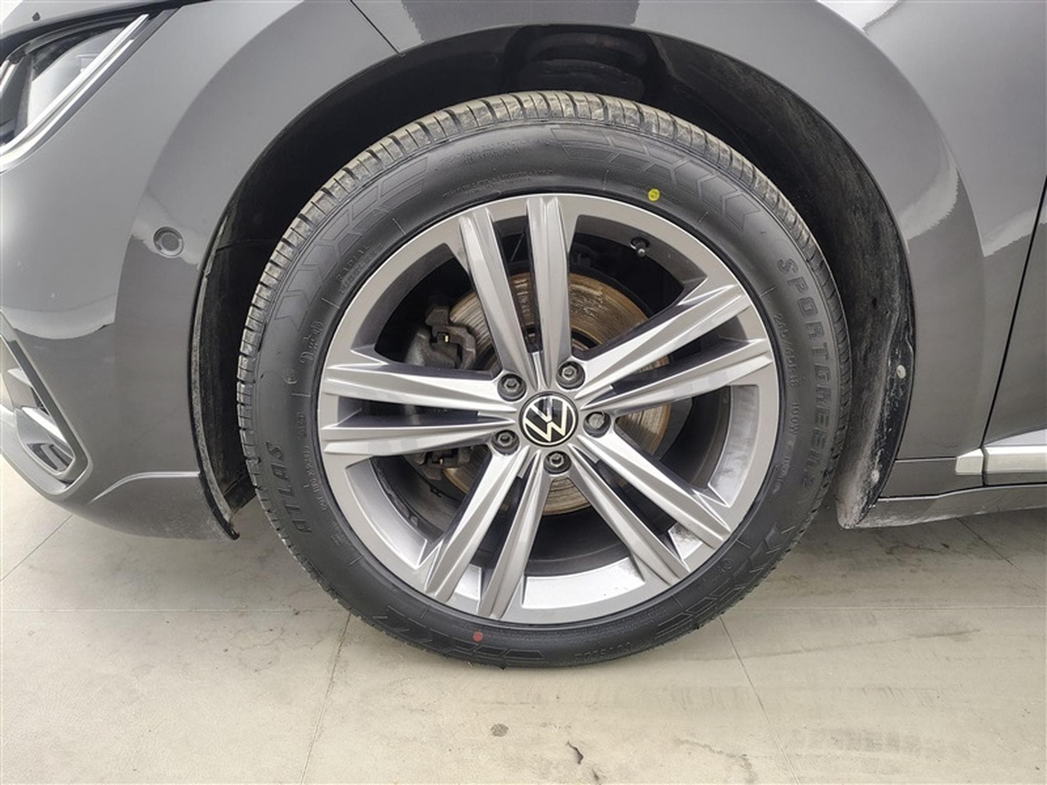 VW Arteon SB eHybrid 1.4 R-Line DSG (160 kW) (2022) - Photo 6
