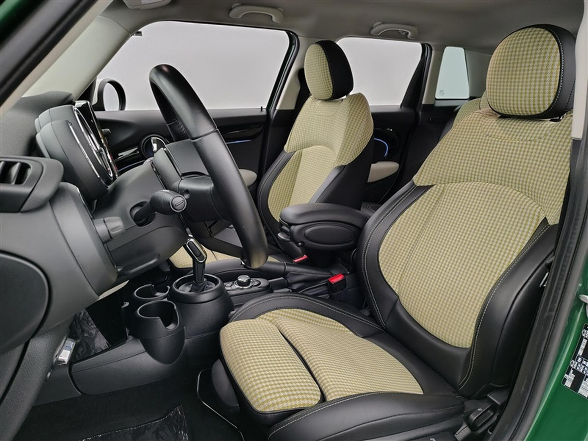 MINI Cooper 1.5A Cooper DCT S-CUIR / CARPLAY / FULL LED (2023) - Photo 7