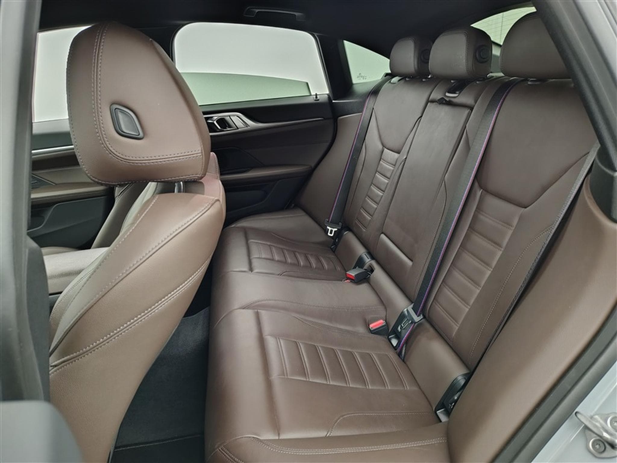BMW 420 GranCoupé 420iAS Pack M NAVI / FULL LED / CUIR / JA 19" (2023) - Photo 13