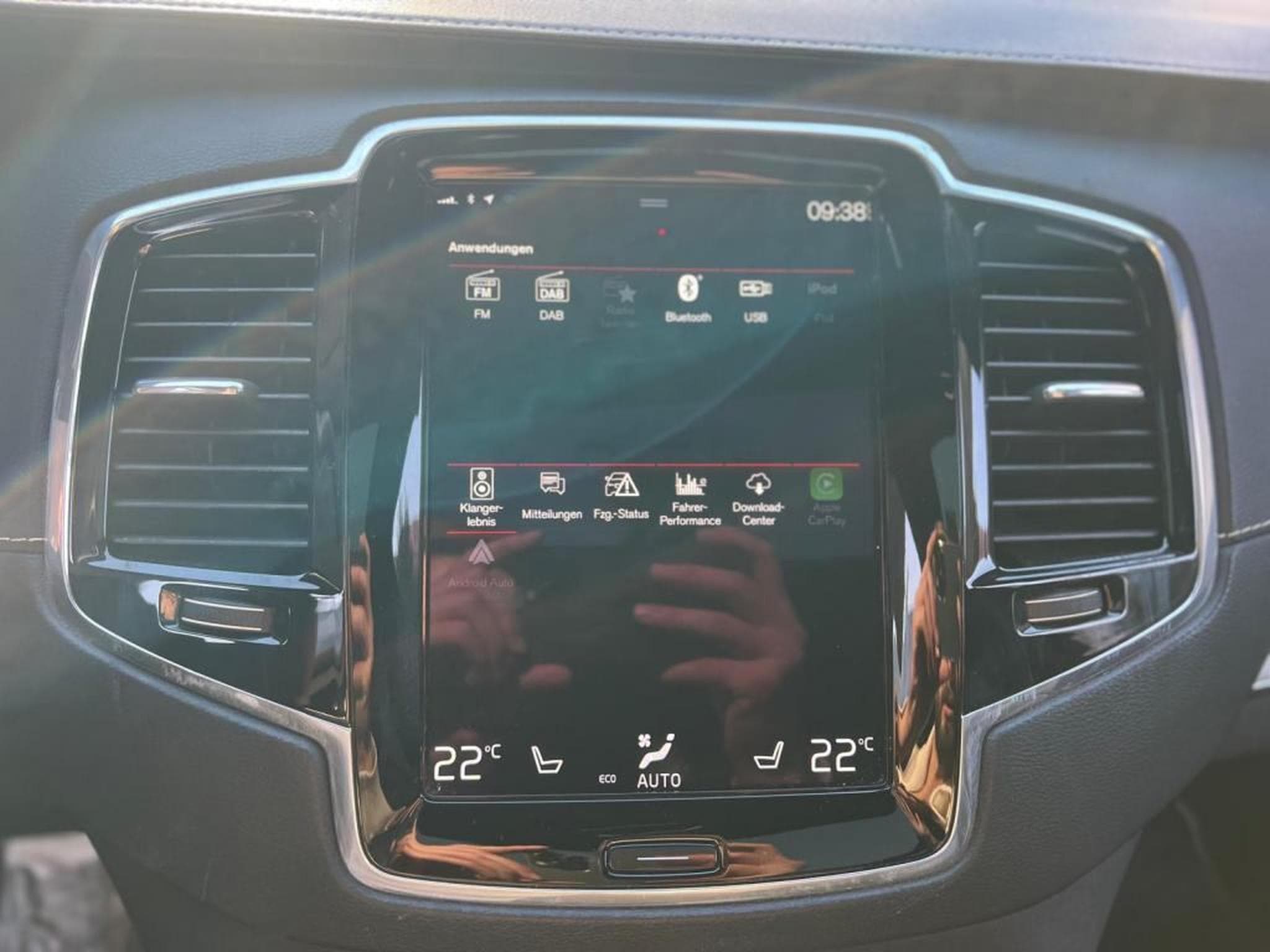 Volvo XC90 AUTOMATIQUE / DIESEL / 7 PLACES / TOIT OUVRANT / HARMAN KARD (2019) - Foto 22