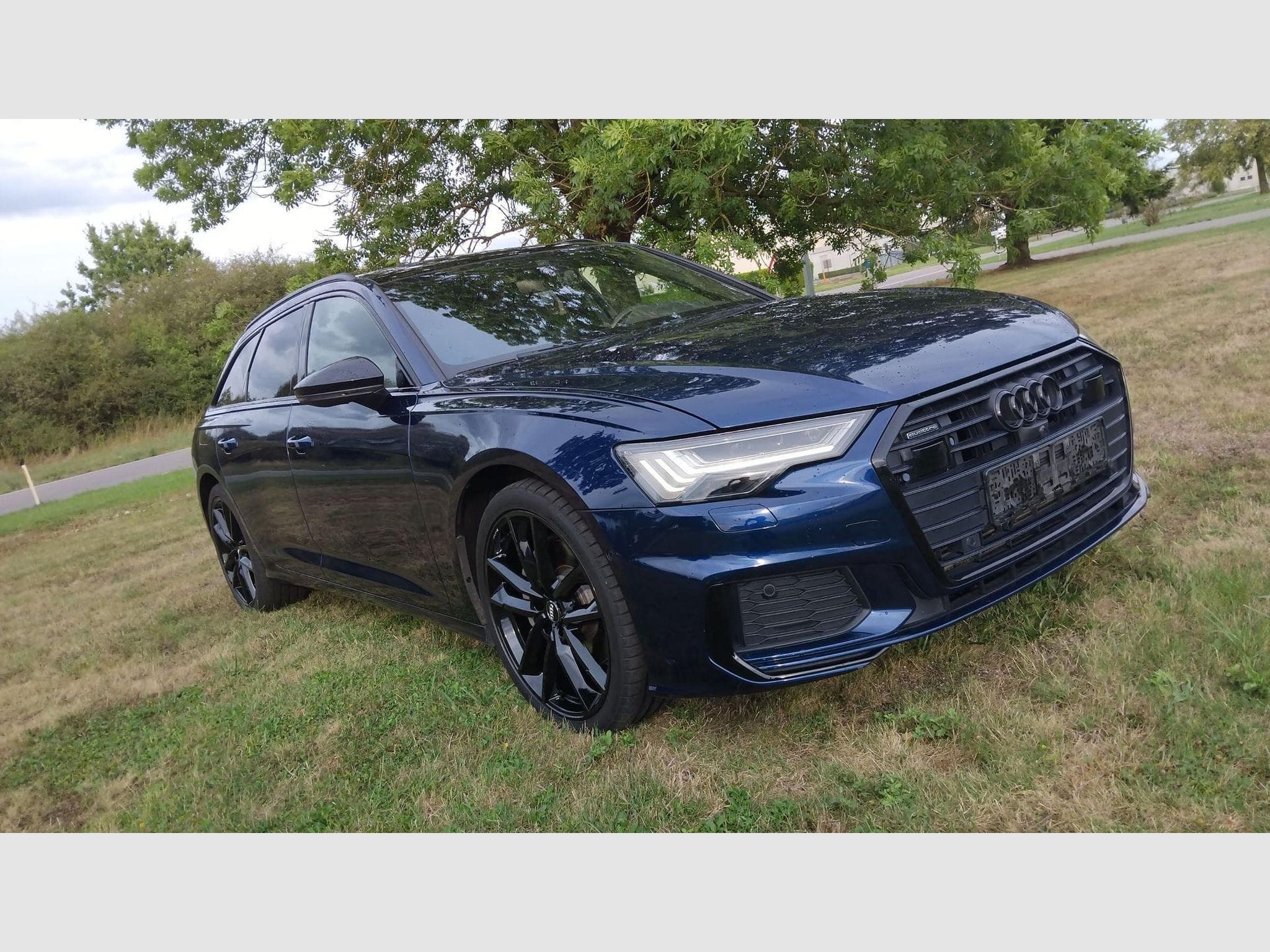 Audi A6 Avant quattro 3.0 TDI S-line (2019) - Photo 2