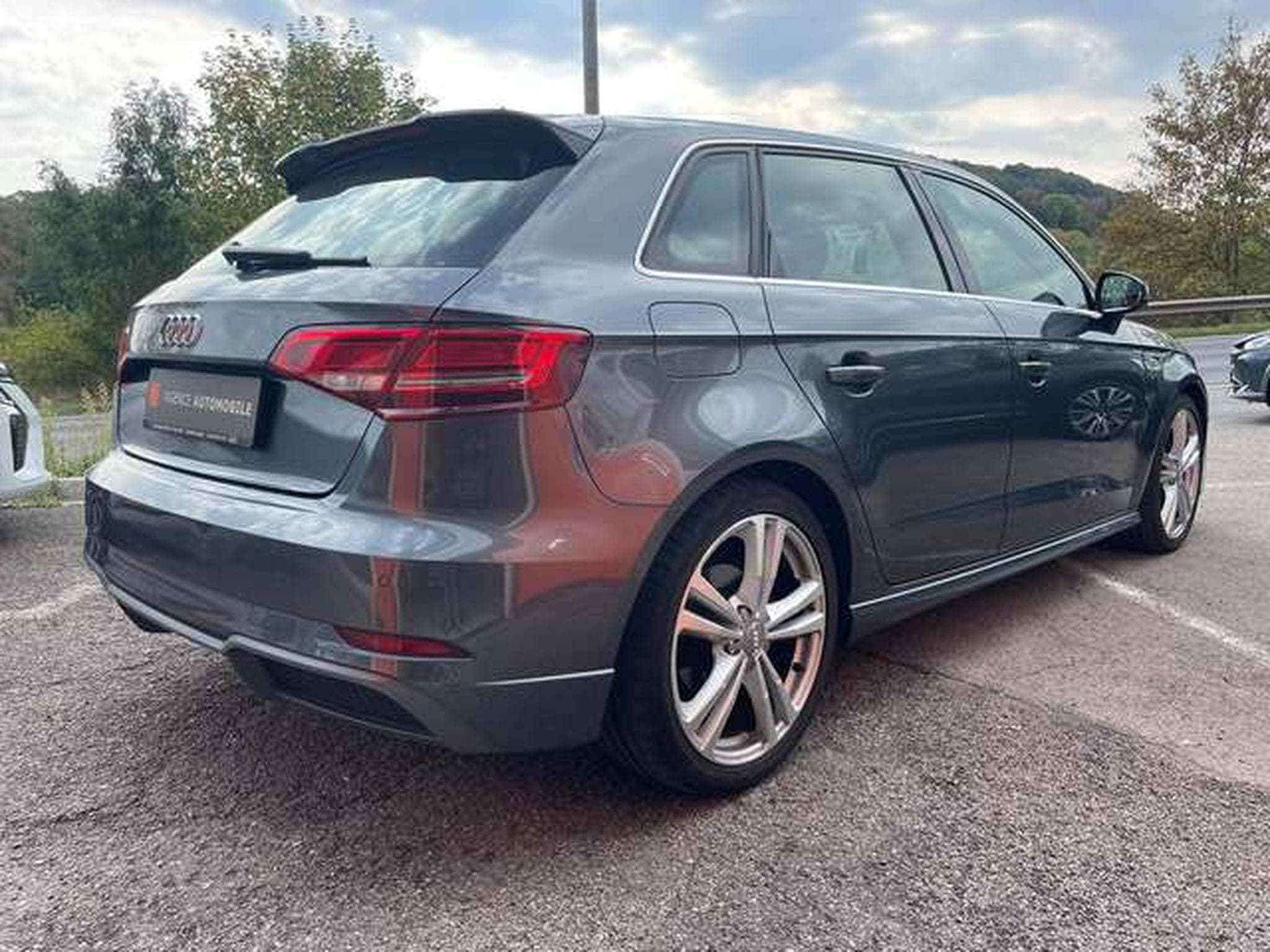 Audi A3 A3 SPORTBACK S-LINE Auto (2017) - Photo 5