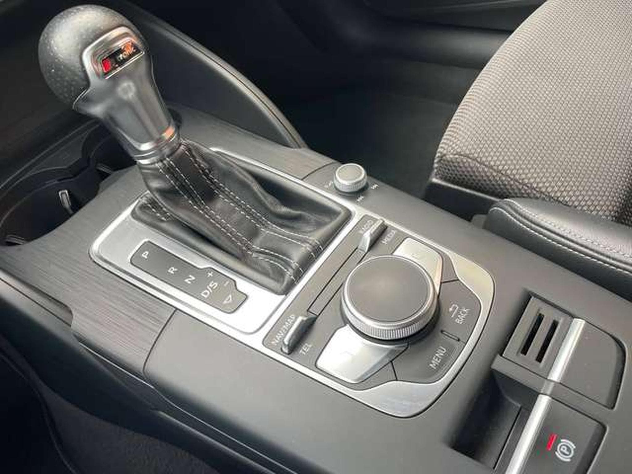 Audi A3 A3 SPORTBACK S-LINE Auto (2017) - Photo 21