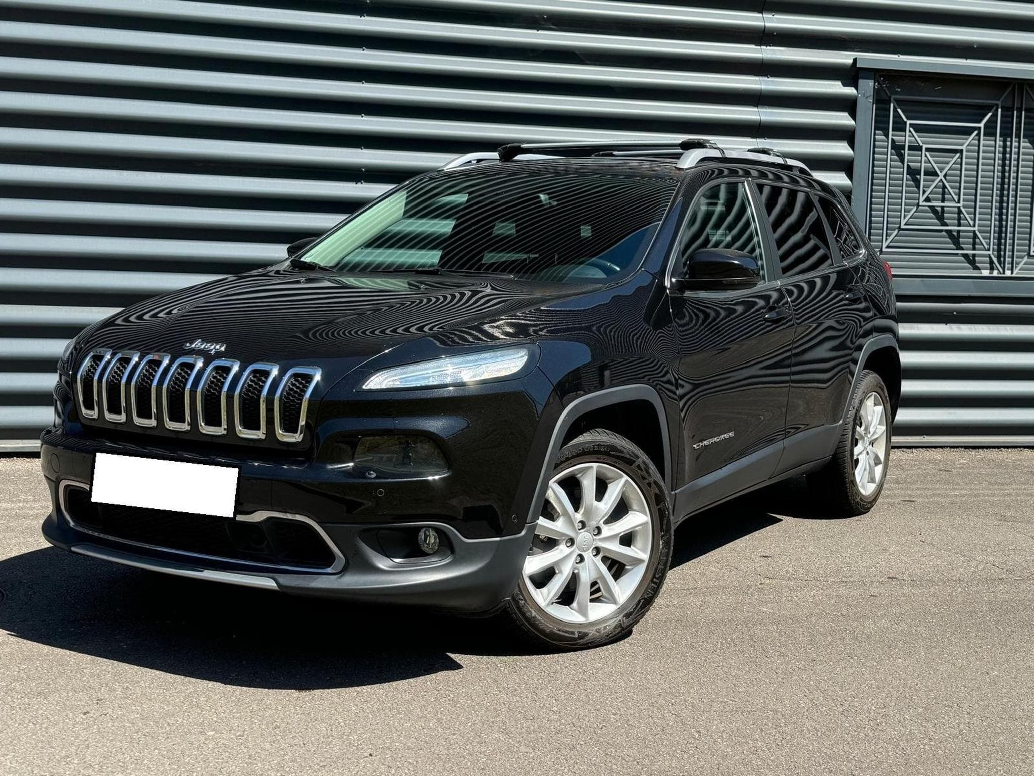Jeep Cherokee Jeep CHEROKEE 2.0 MULTIJET 170CH LIMITED (2015) - Photo 1
