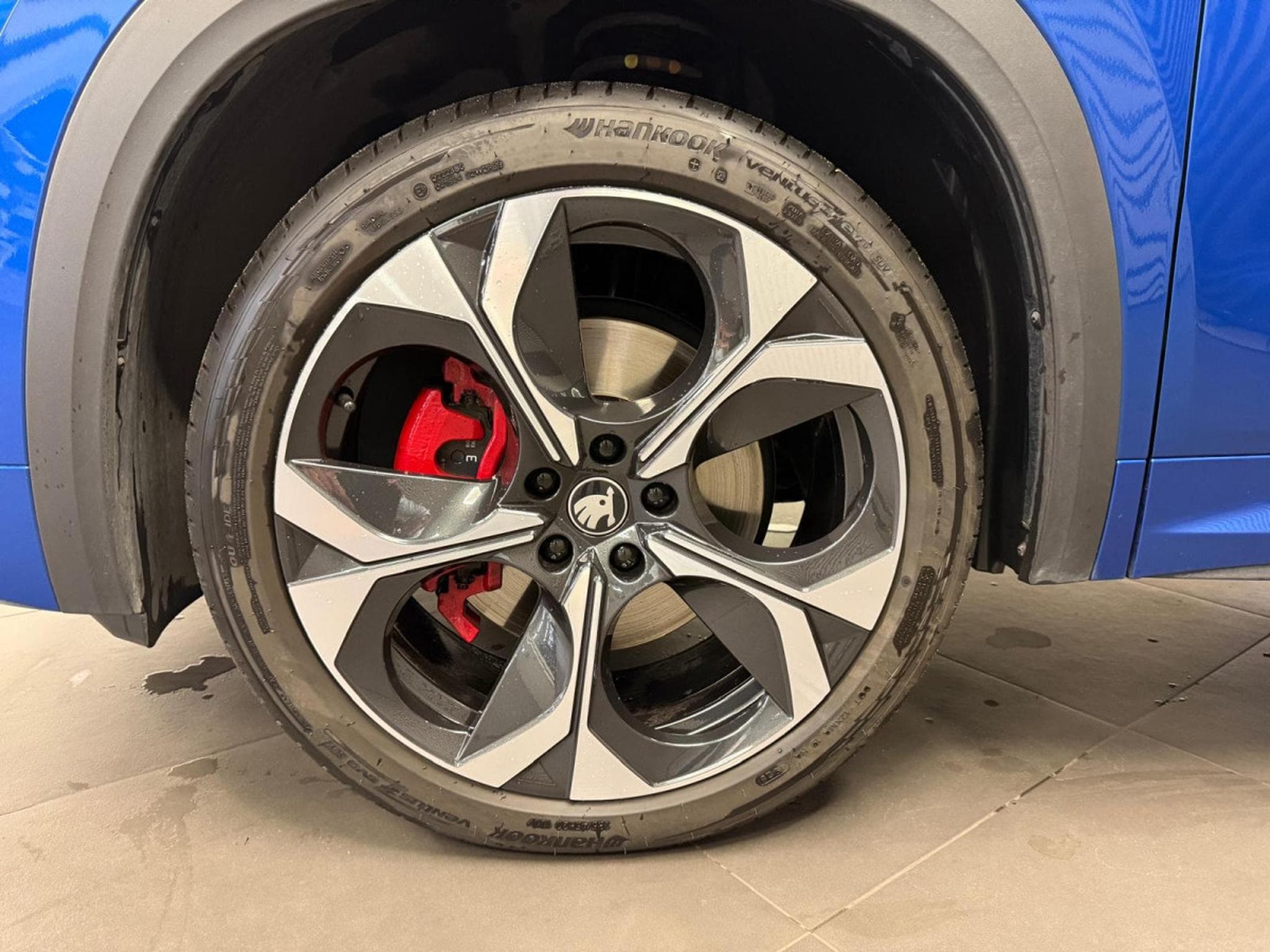 Skoda Kodiaq RS 2.0 TSI 4x4 265 CV / 195kW  DSG7 (2025) - Photo 10