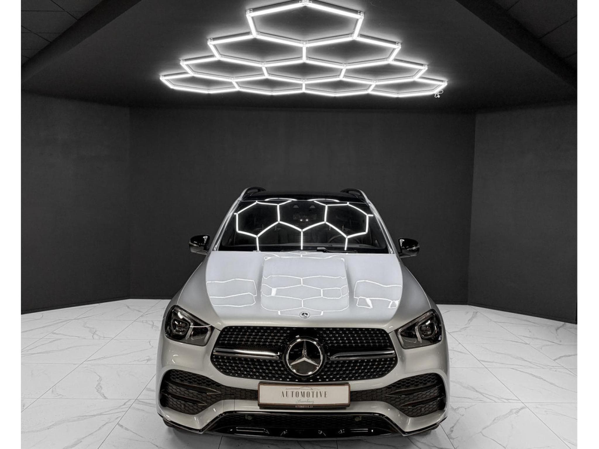 Mercedes GLE 450 AMG Line / WARRANTY 2027 / BURMESTER / 360° / PANO (2023) - Photo 8