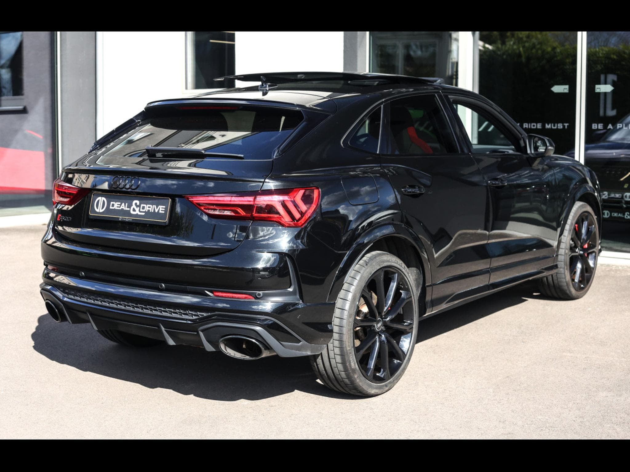 Audi RSQ3 SPORTBACK 2.5 TFSI QUATTRO S-TRONIC - MYTHOS BLACK METALLIC (2021) - Foto 8