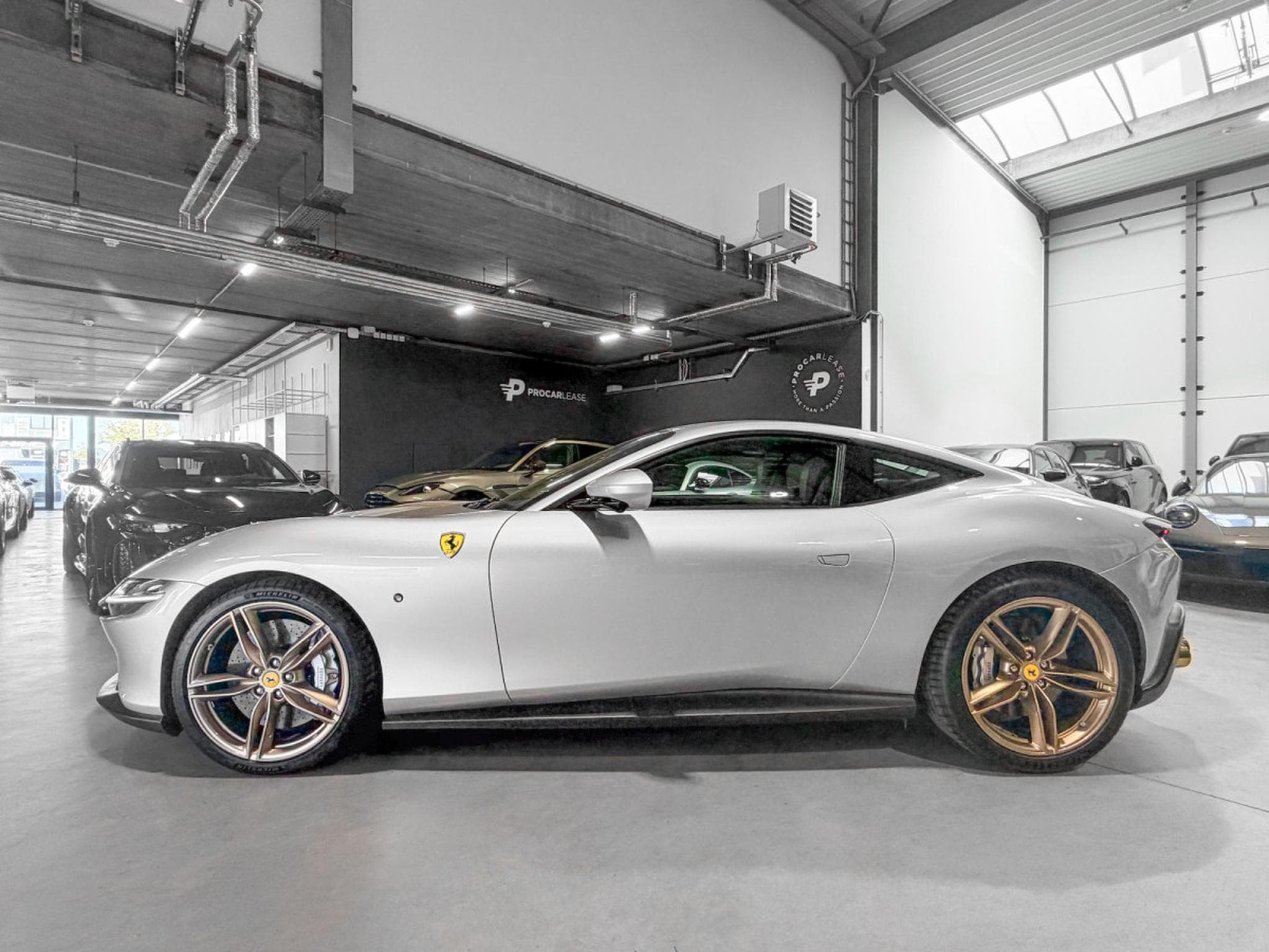 Ferrari Roma 20_ACC_CARBON_360°_MATRIX_*FULL* (2022) - Photo 11