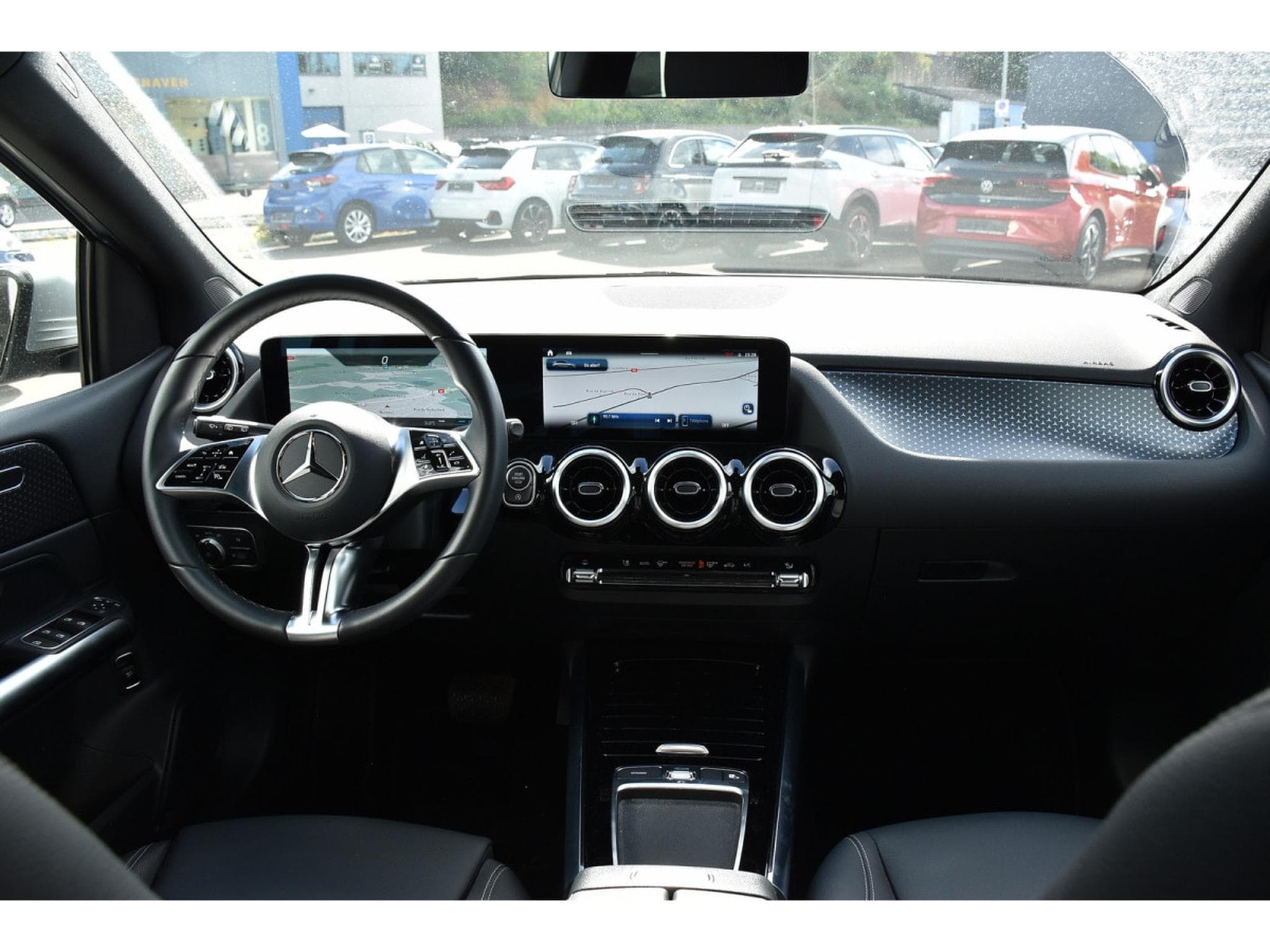 Mercedes B 180 Progressive 7G-DCT GPS LANE BLIS PARK CAM HAYON EL 1° MAIN (2024) - Photo 9