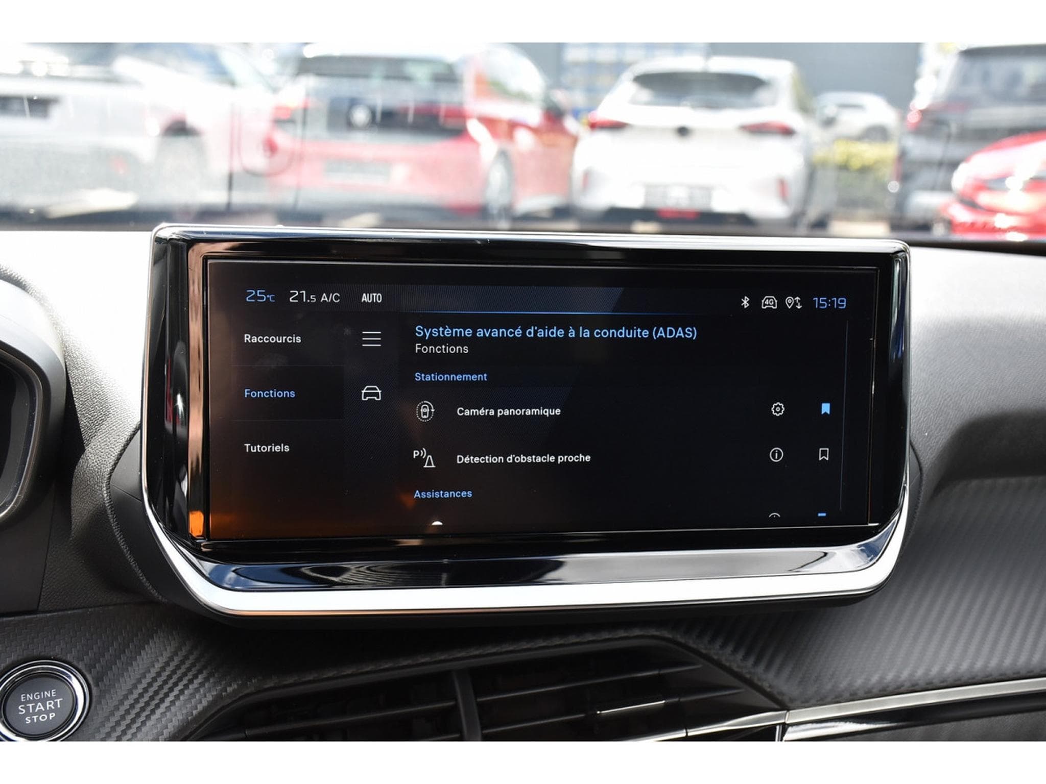Peugeot 2008 1.2 Allure ACC GPS LANE SIDE REGUL CAM 360 1° MAIN (2025) - Photo 15