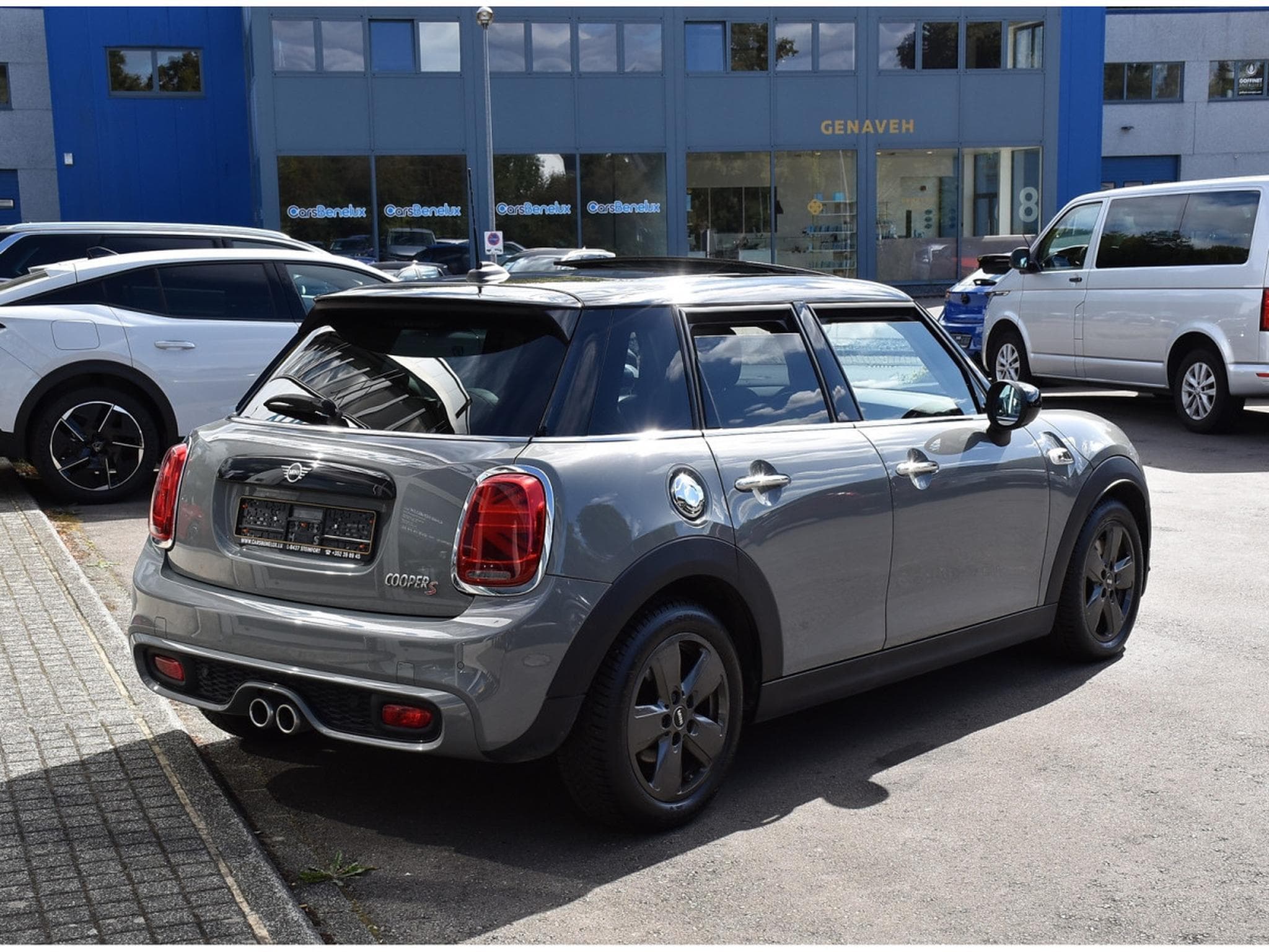 Mini Cooper S 2.0iA PANO PARK SG CHAUFF 1° MAIN (2021) - Photo 4