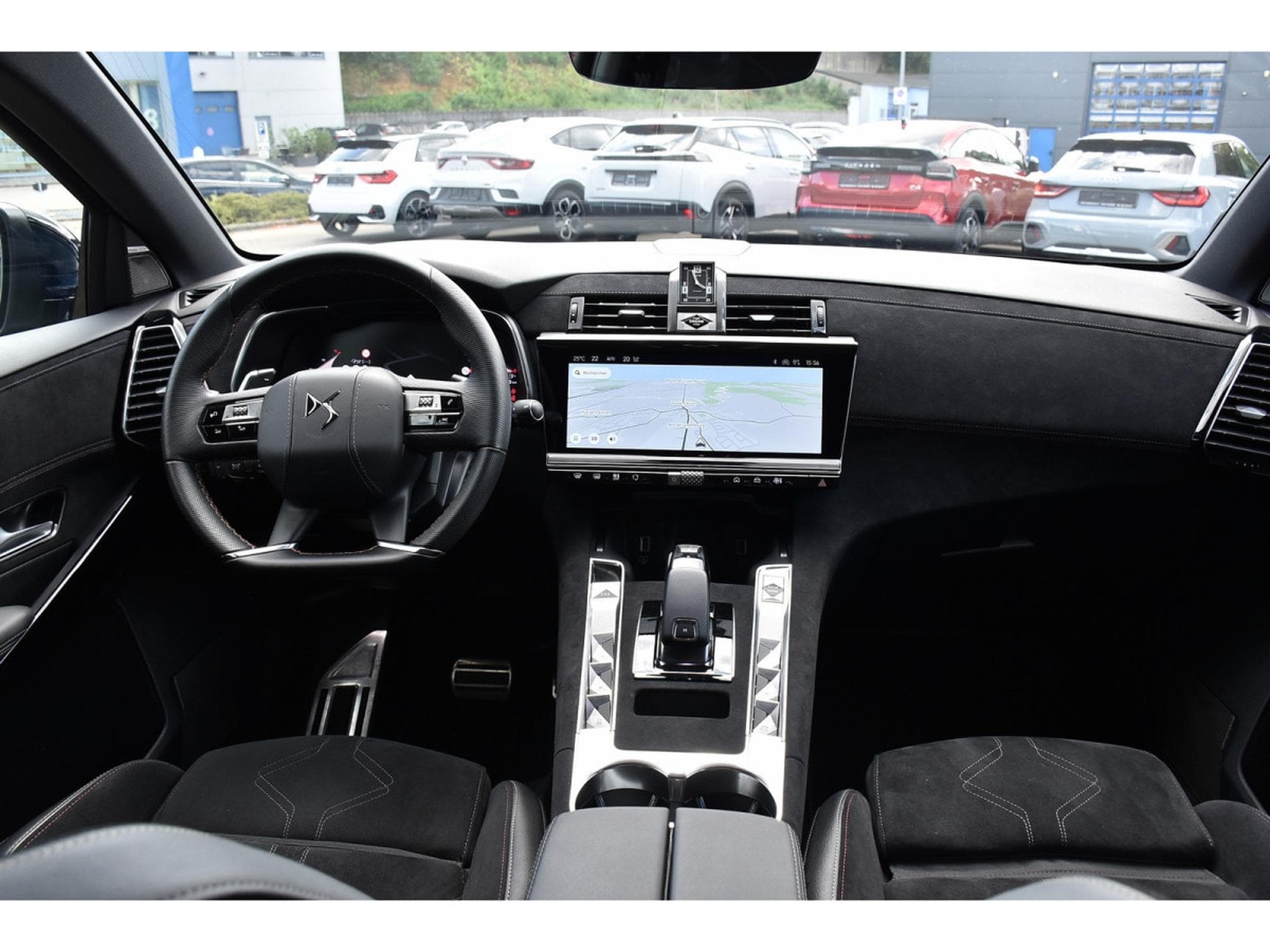DS Automobiles DS7 1.5 HDI Performance Line EAT8 MEMO ACC SIDE CAM360 (2025) - Foto 9