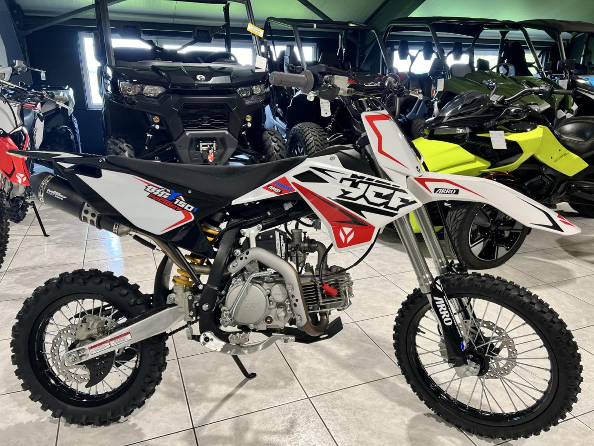 YCF Bigy 150 E Factory S démarreur électrique (2024) - Foto 1