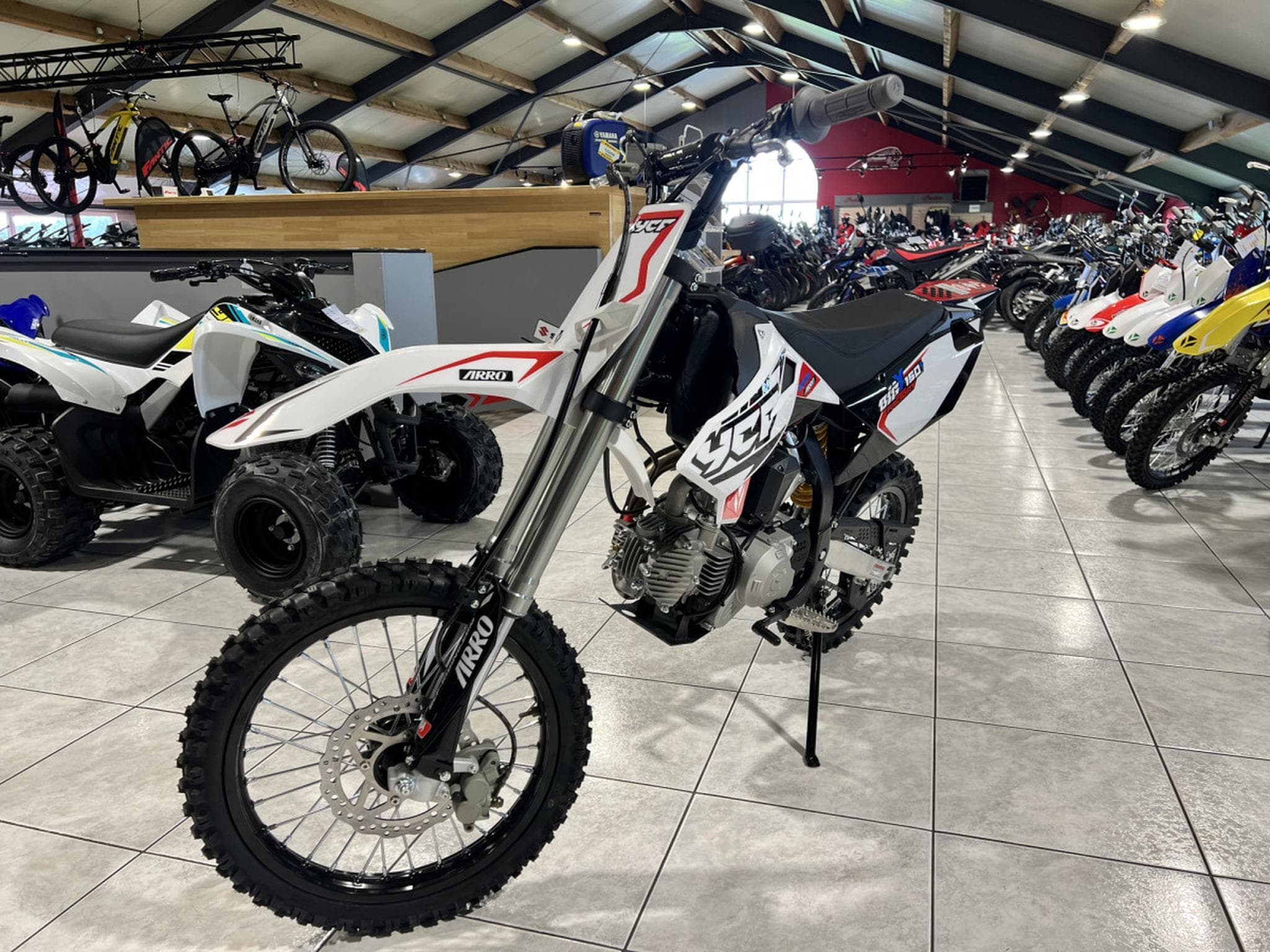 YCF Bigy 150 E Factory S démarreur électrique (2024) - Foto 2