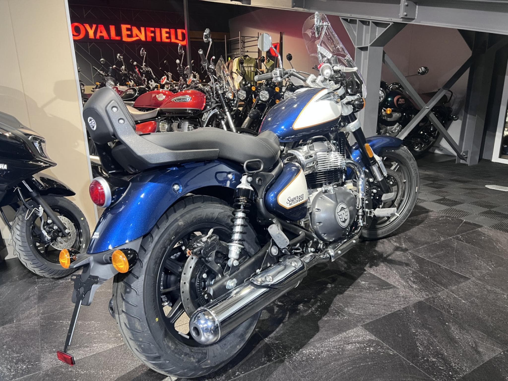 Royal Enfield Meteor Bleu  Celestial (2025) - Foto 3