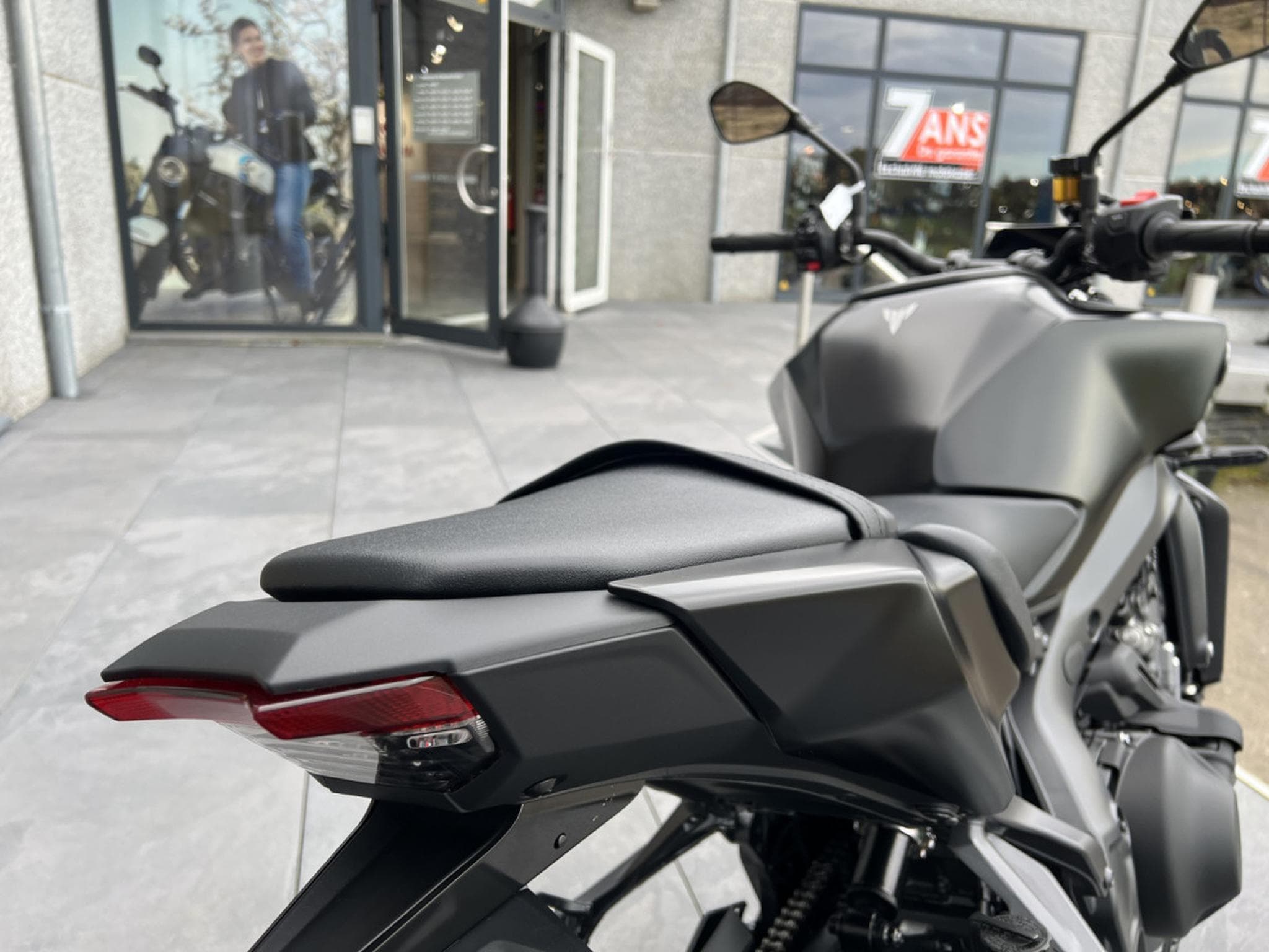 Yamaha MT09 Y-AMT (2026) - Foto 5
