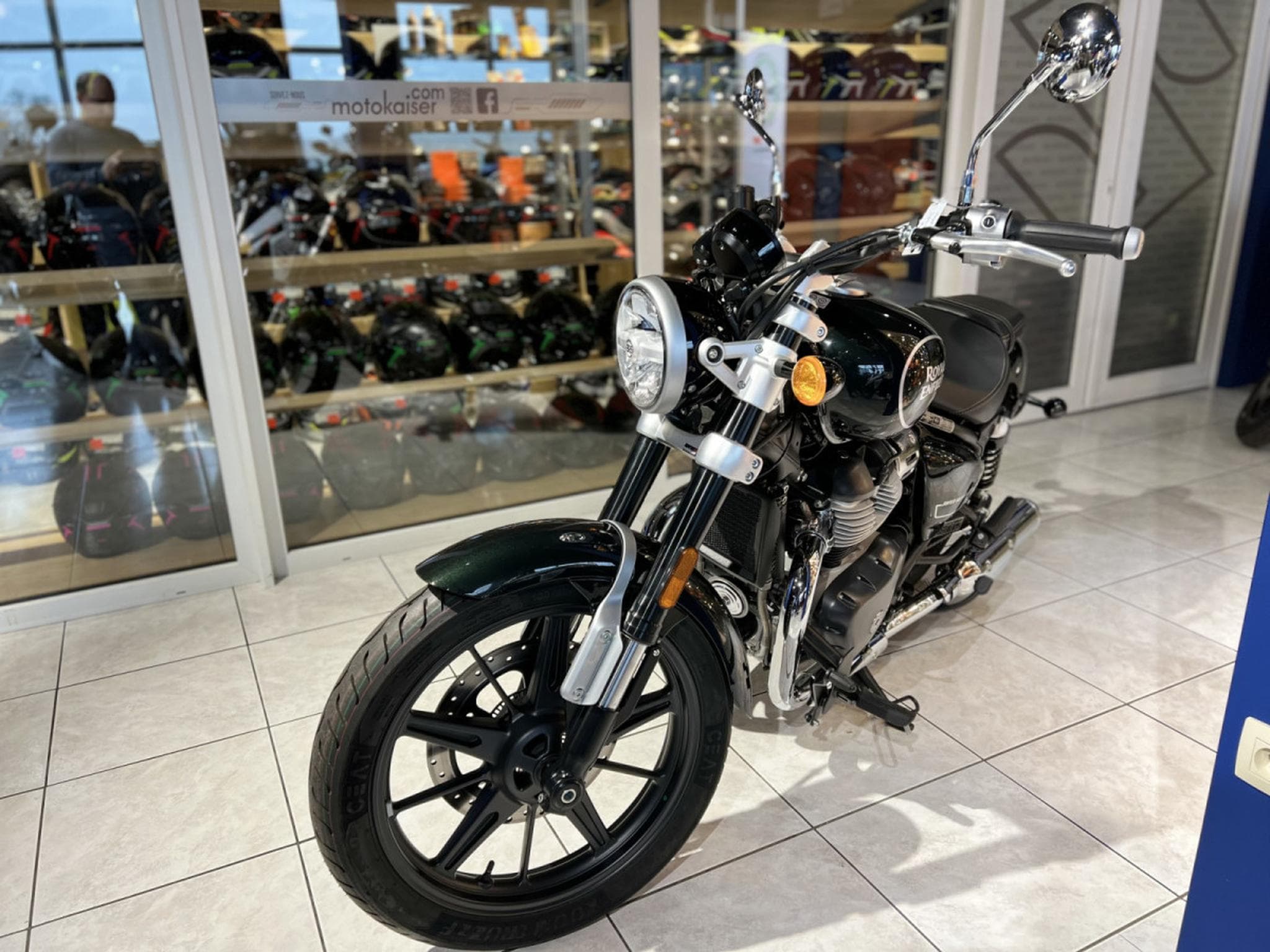 Royal Enfield Meteor ASTRAL (2026) - Foto 2