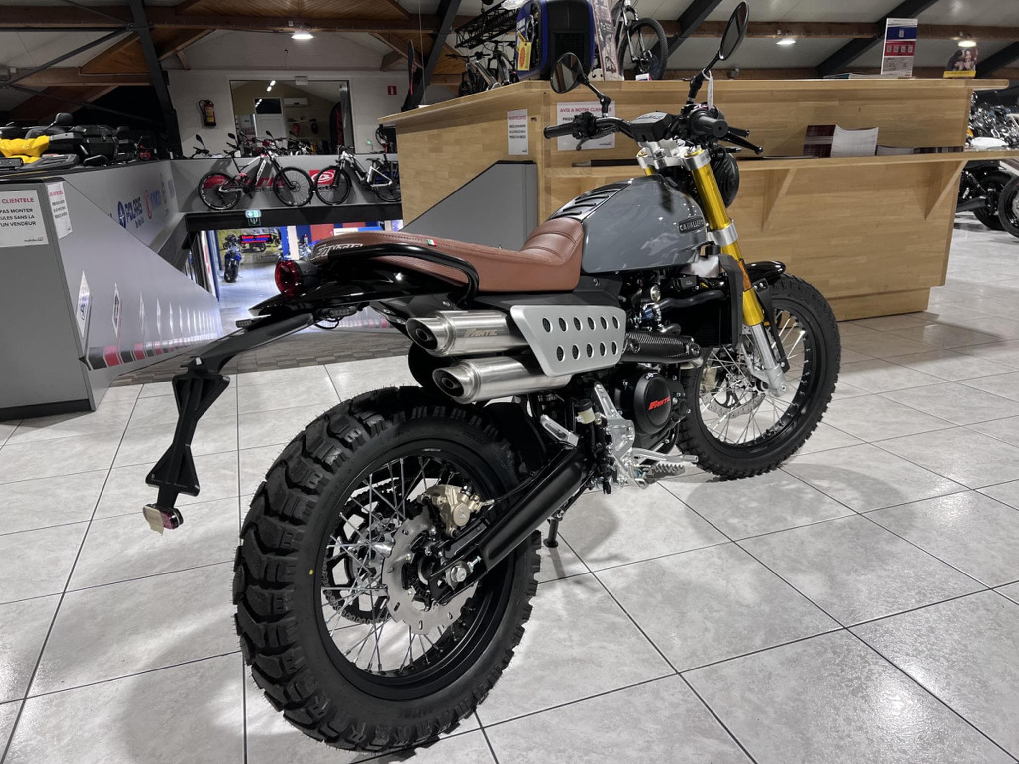 Fantic Caballero DELUXE (2026) - Foto 3