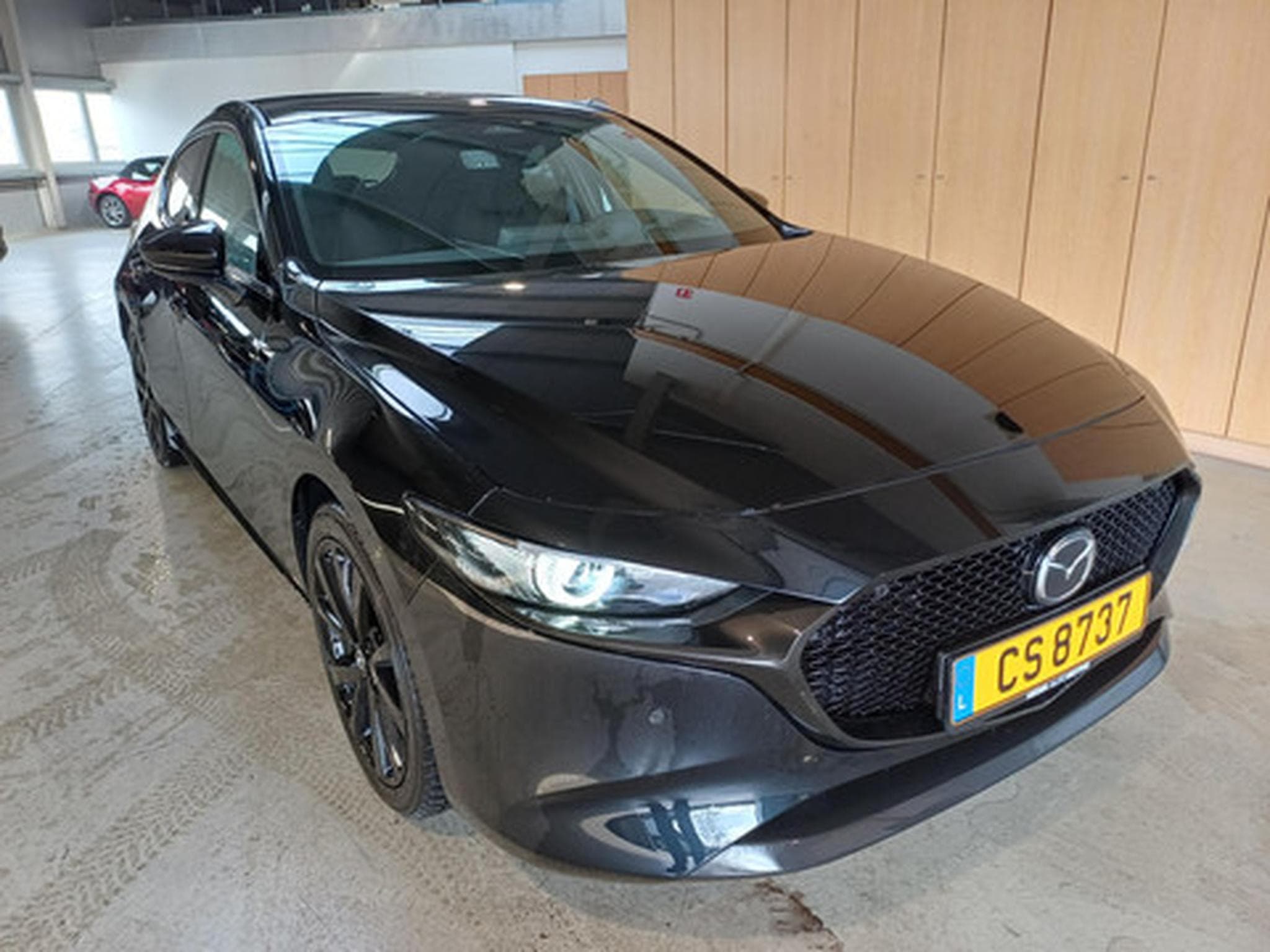 Mazda Mazda3 Exclusive-line (2025) - Photo 2