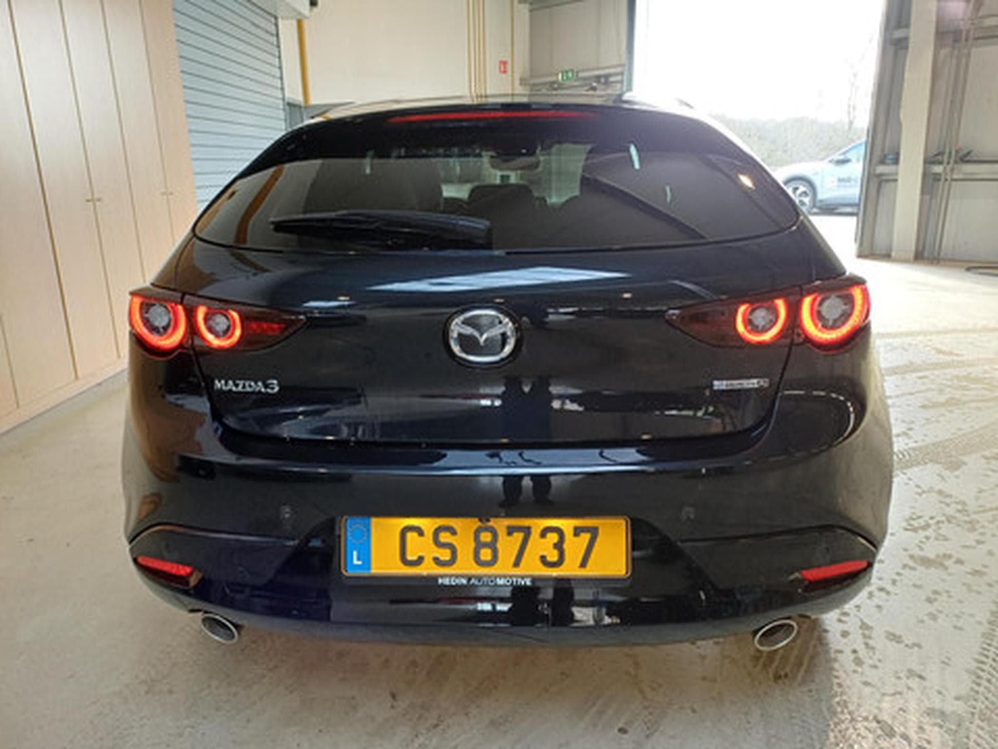 Mazda Mazda3 Exclusive-line (2025) - Photo 4