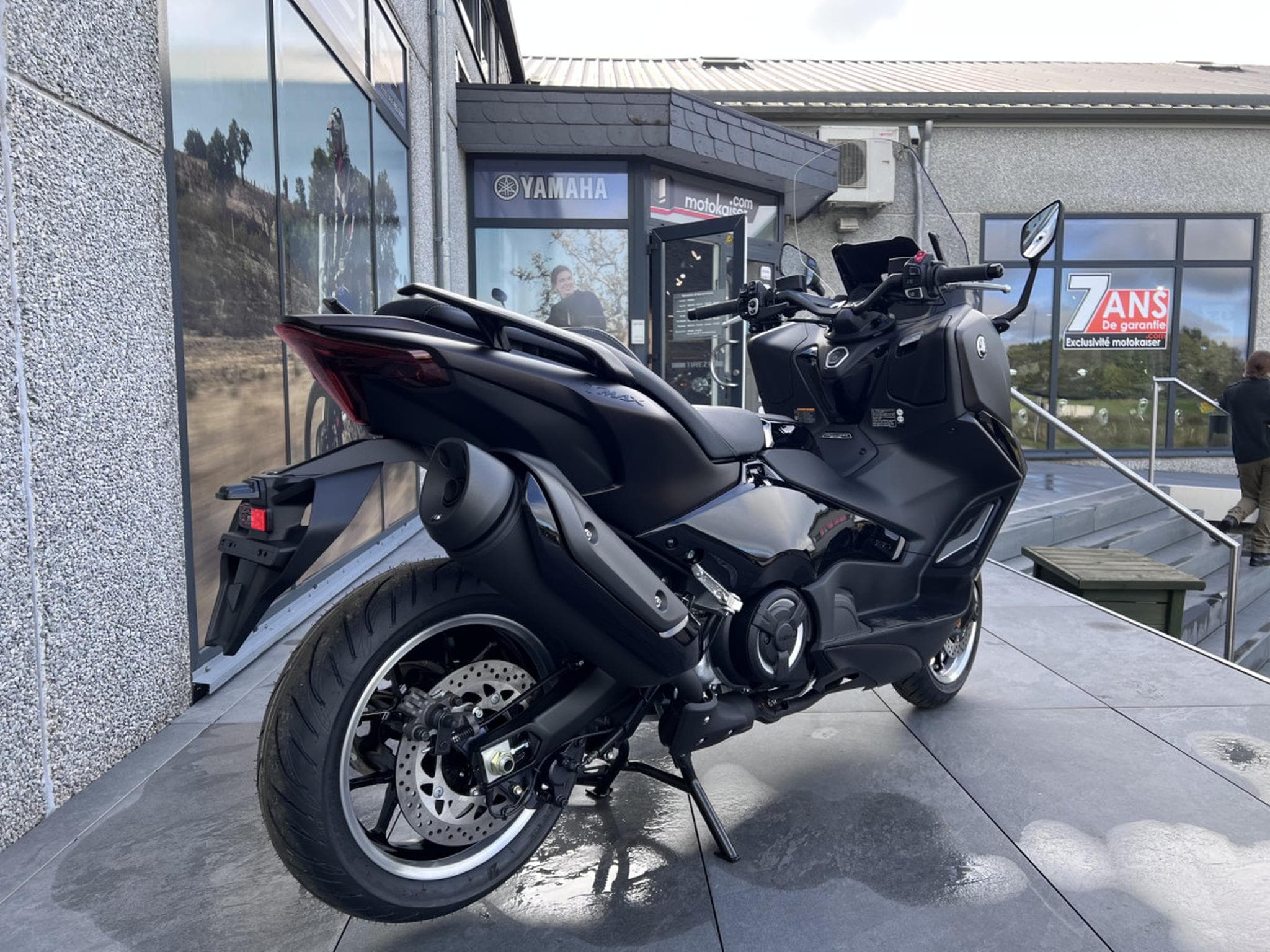 Yamaha T-Max TECHMAX (2026) - Photo 3