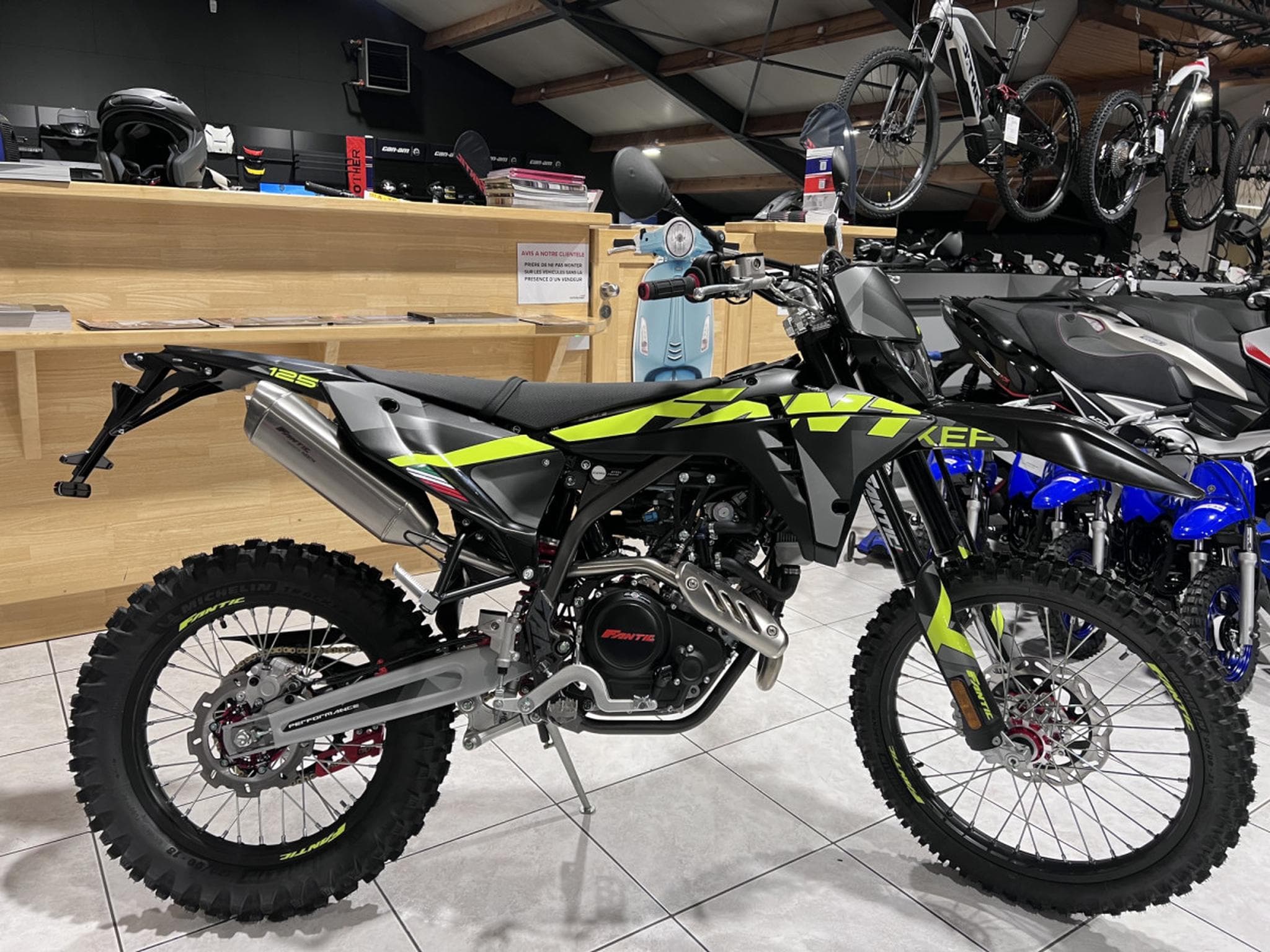 Fantic Enduro XEF 4T PERFORMANCE (2026) - Foto 1