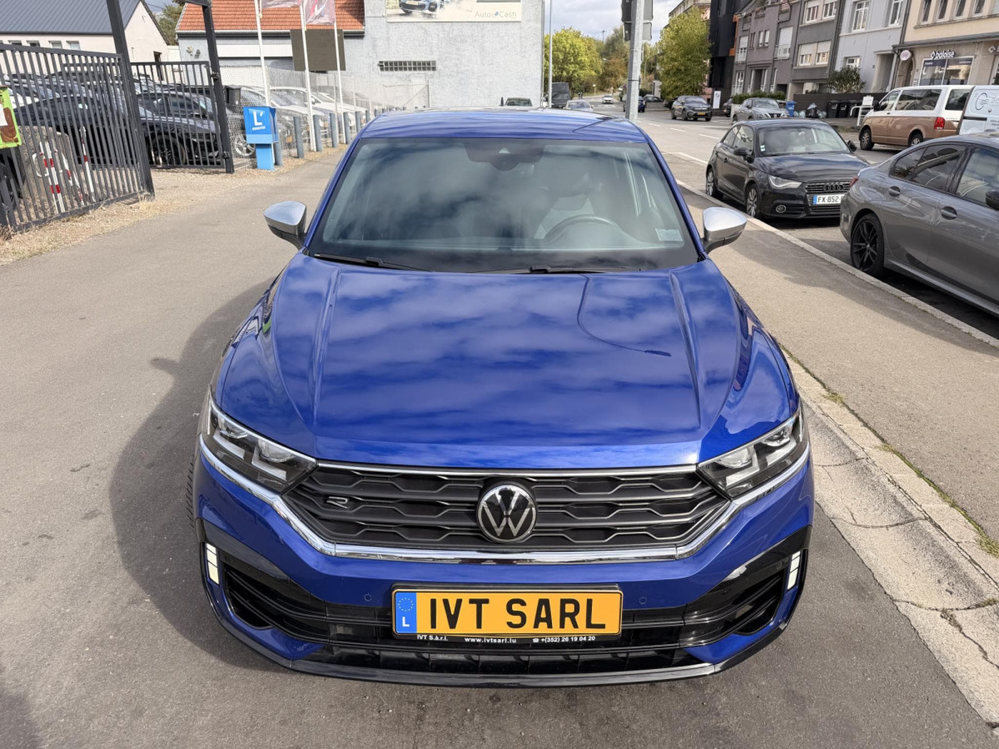 VW T-Roc R 300 DSG 4motion (2022) - Photo 2