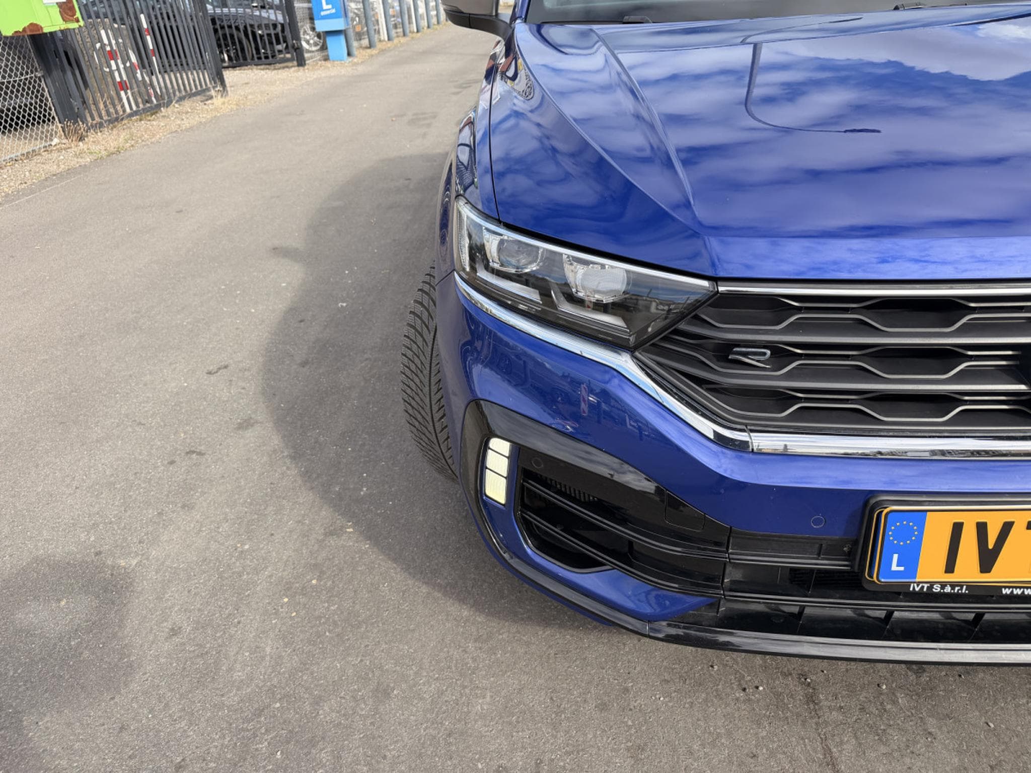 VW T-Roc R 300 DSG 4motion (2022) - Photo 7