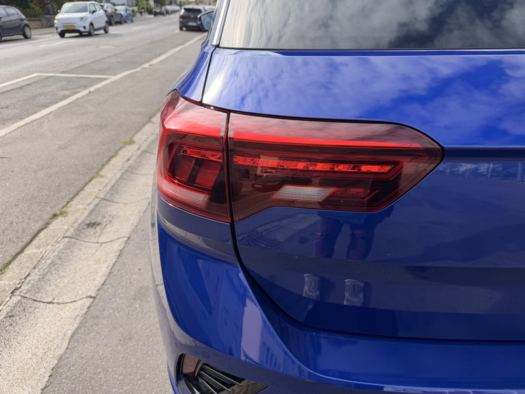 VW T-Roc R 300 DSG 4motion (2022) - Photo 8