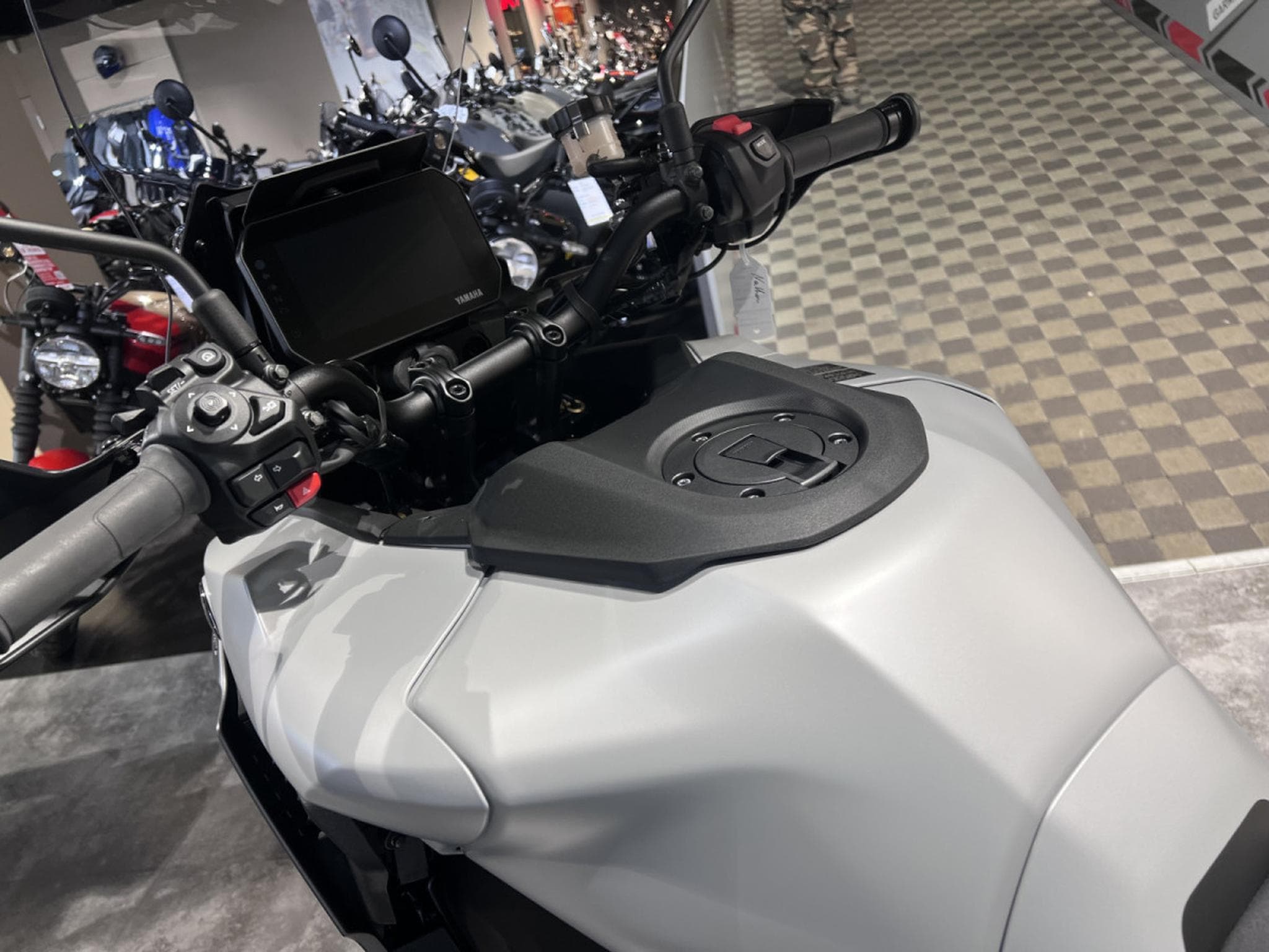 Yamaha Tracer 9 GT (2026) - Foto 6
