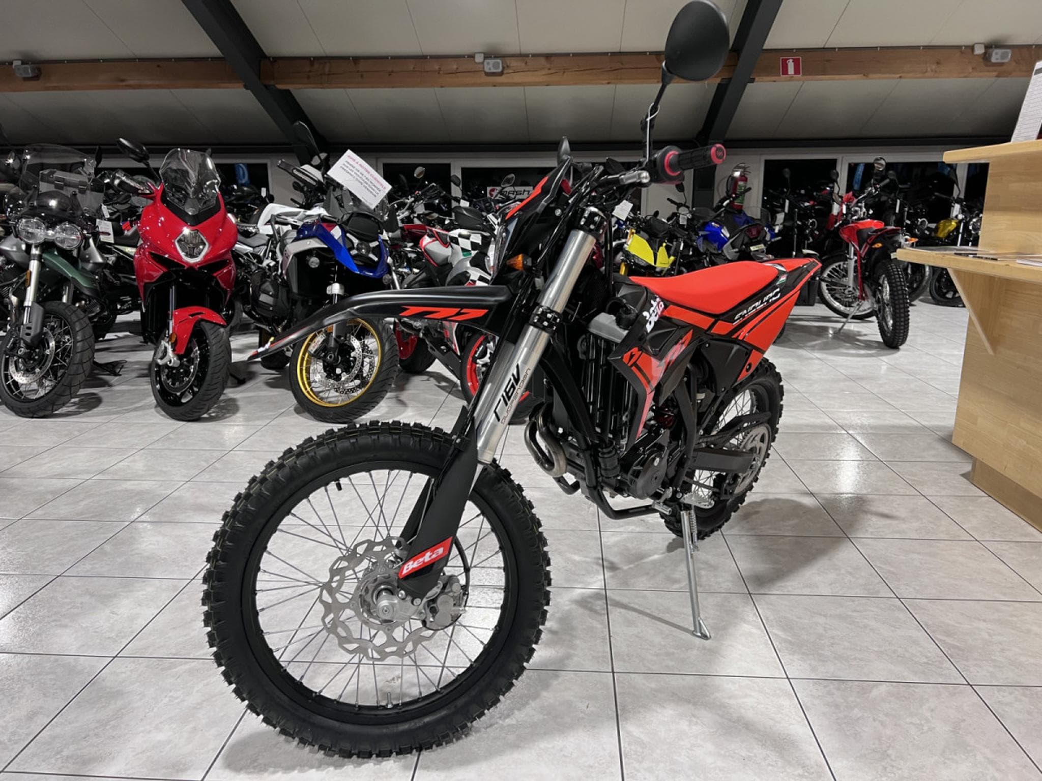 Beta RR Enduro 4T (2026) - Foto 2