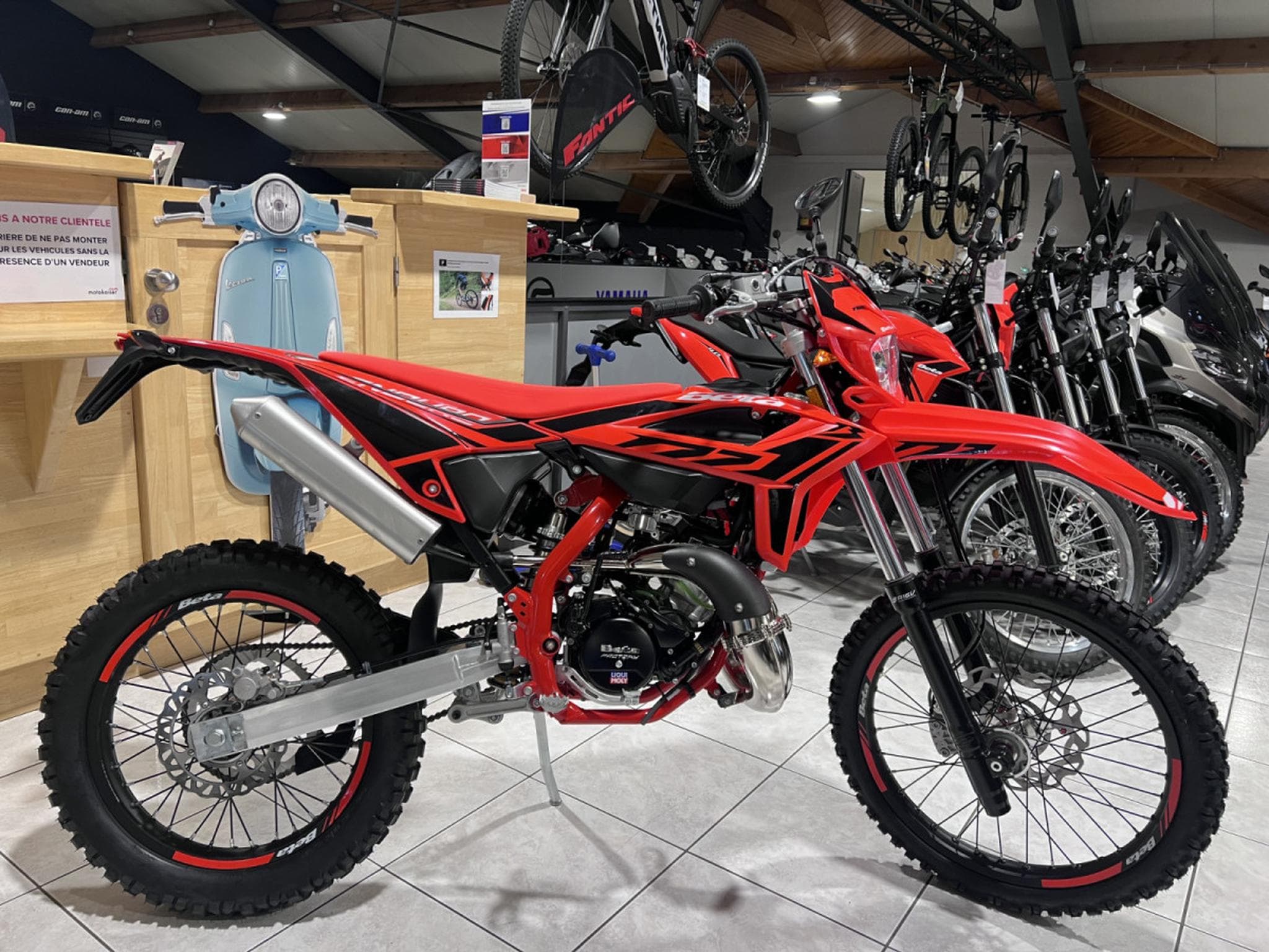 Beta R Enduro SPORT 2T (2026) - Foto 1