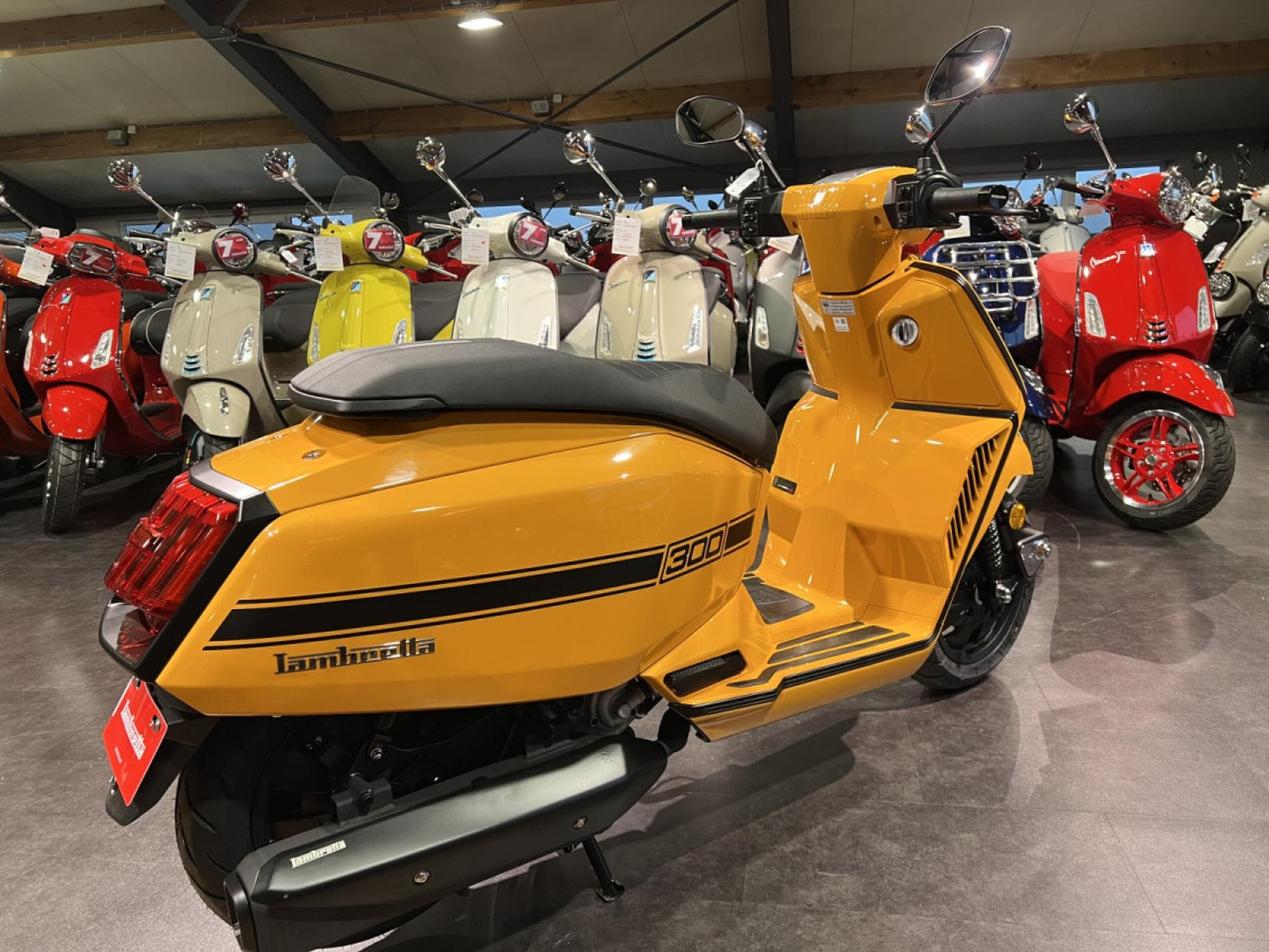 Lambretta X-300 SR (2026) - Foto 3