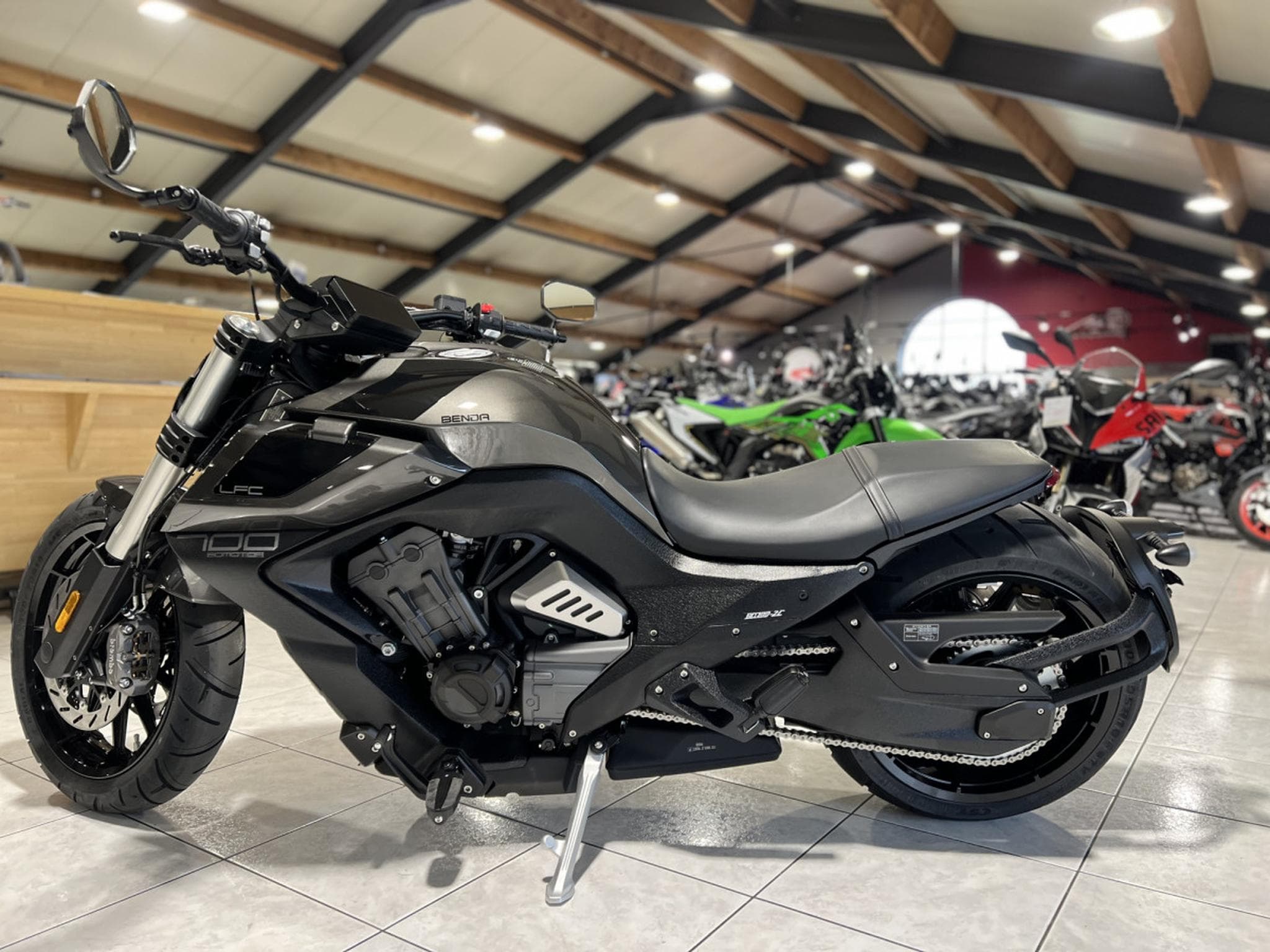 Benda LFC 700 Pro (2026) - Foto 4