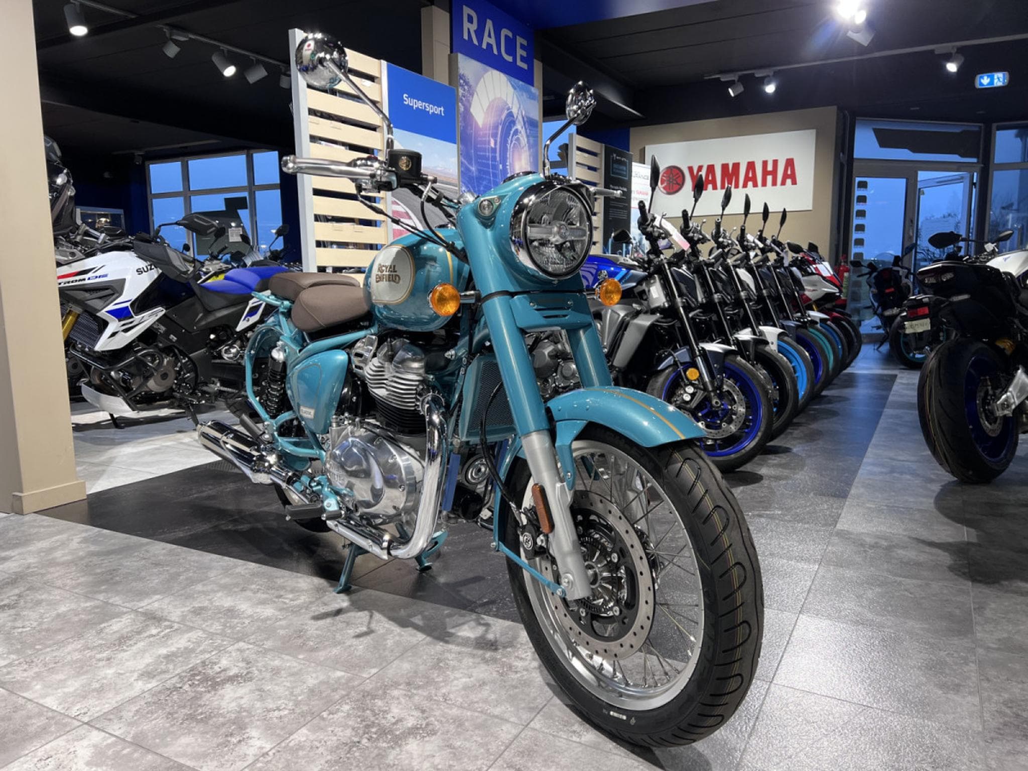 Royal Enfield Classic 650 Teal Green (2026) - Foto 7